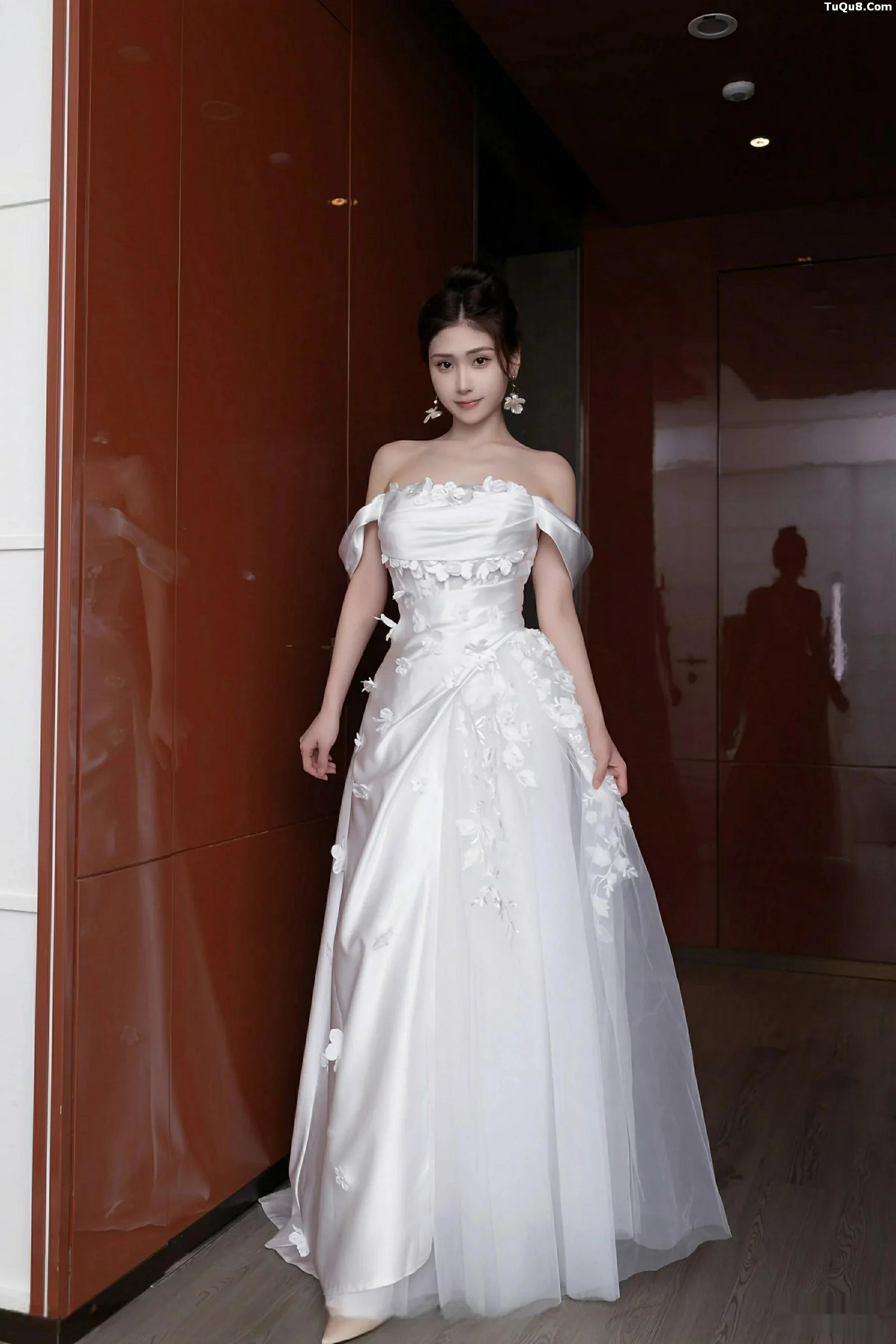 [XiuRen秀人网]第10814期刘婷婷写真 photo 1-0