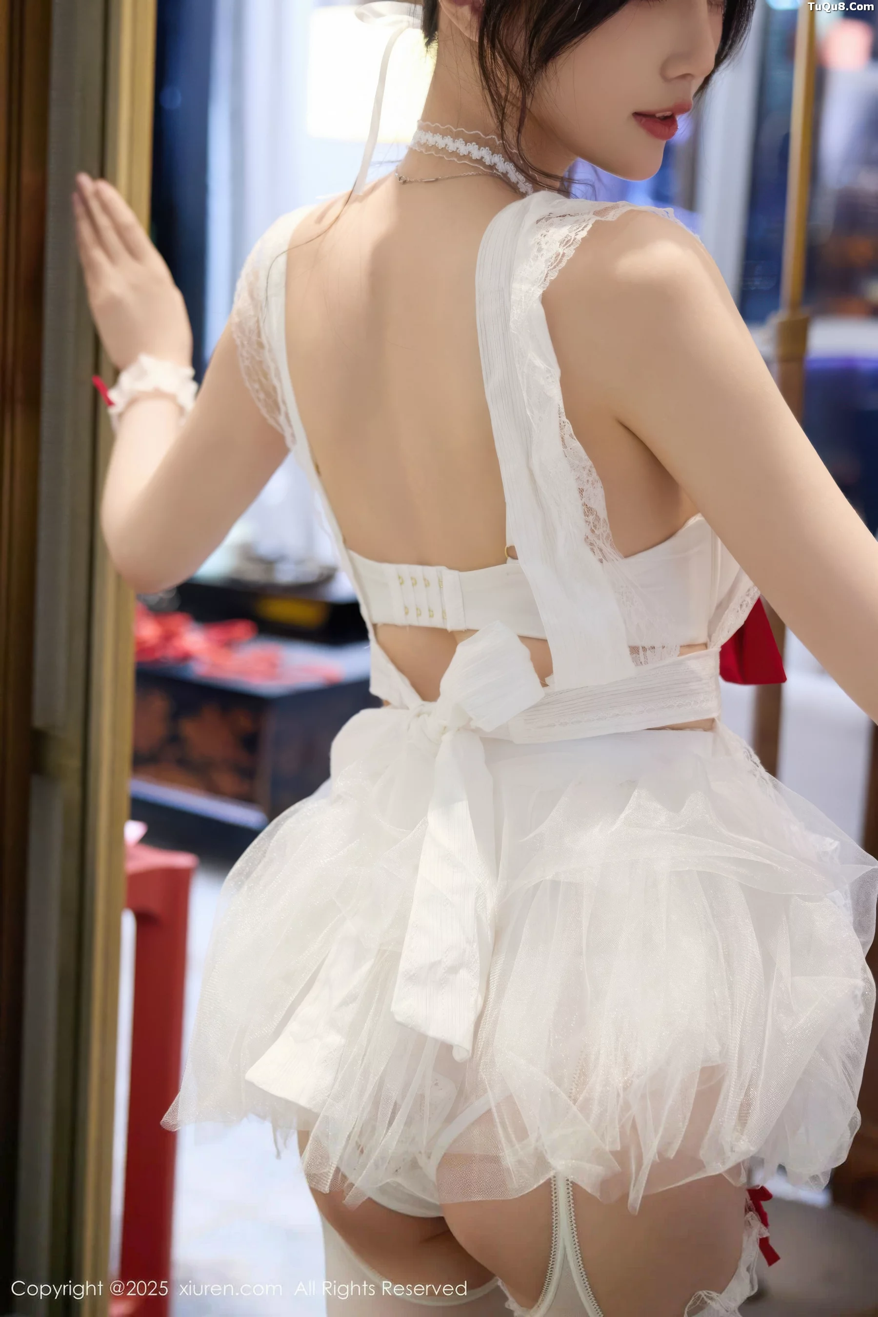 [XiuRen秀人网]第10827期玥儿玥写真 photo 1-17