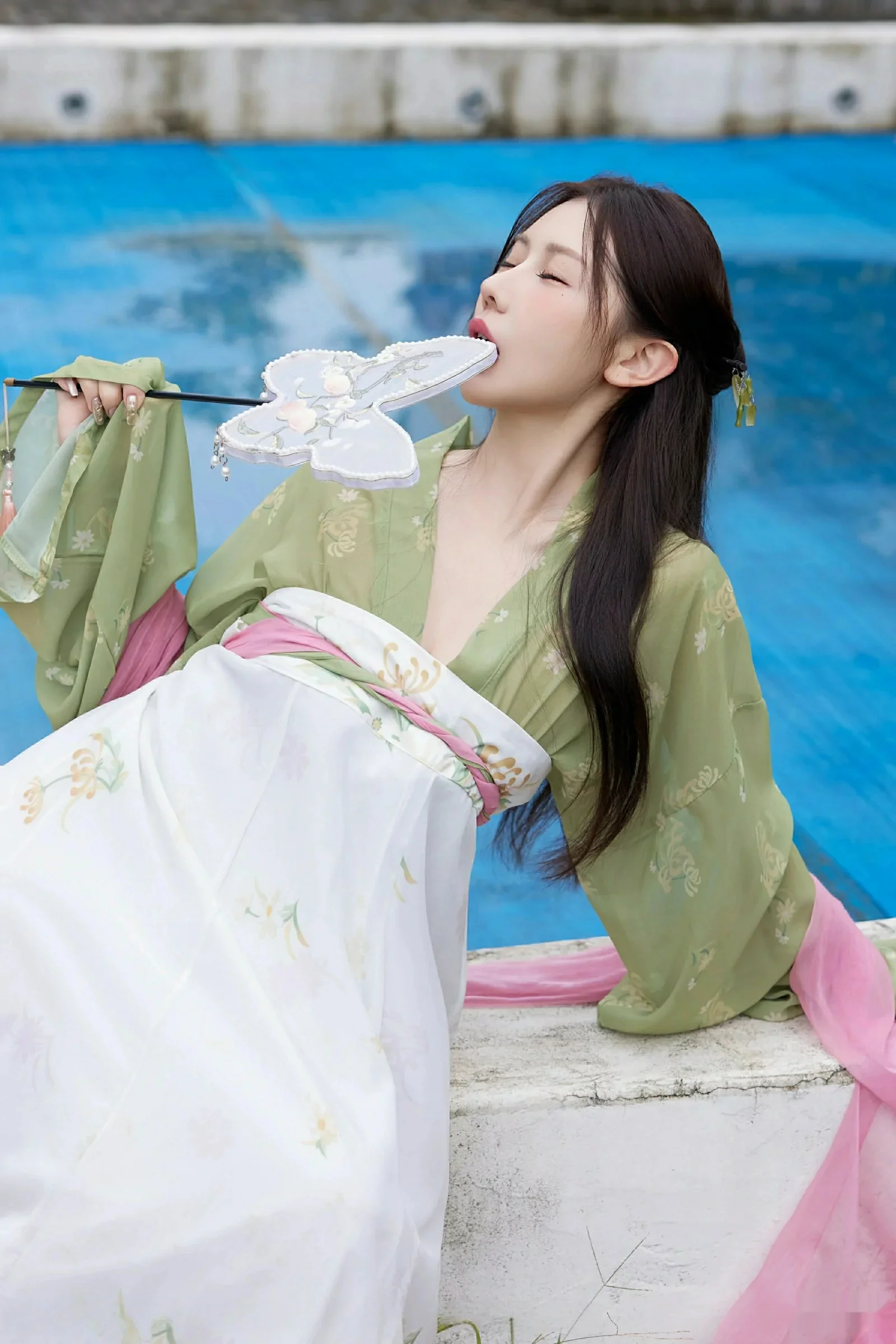 [XiuRen秀人网]第10834期尹甜甜写真 photo 1-11