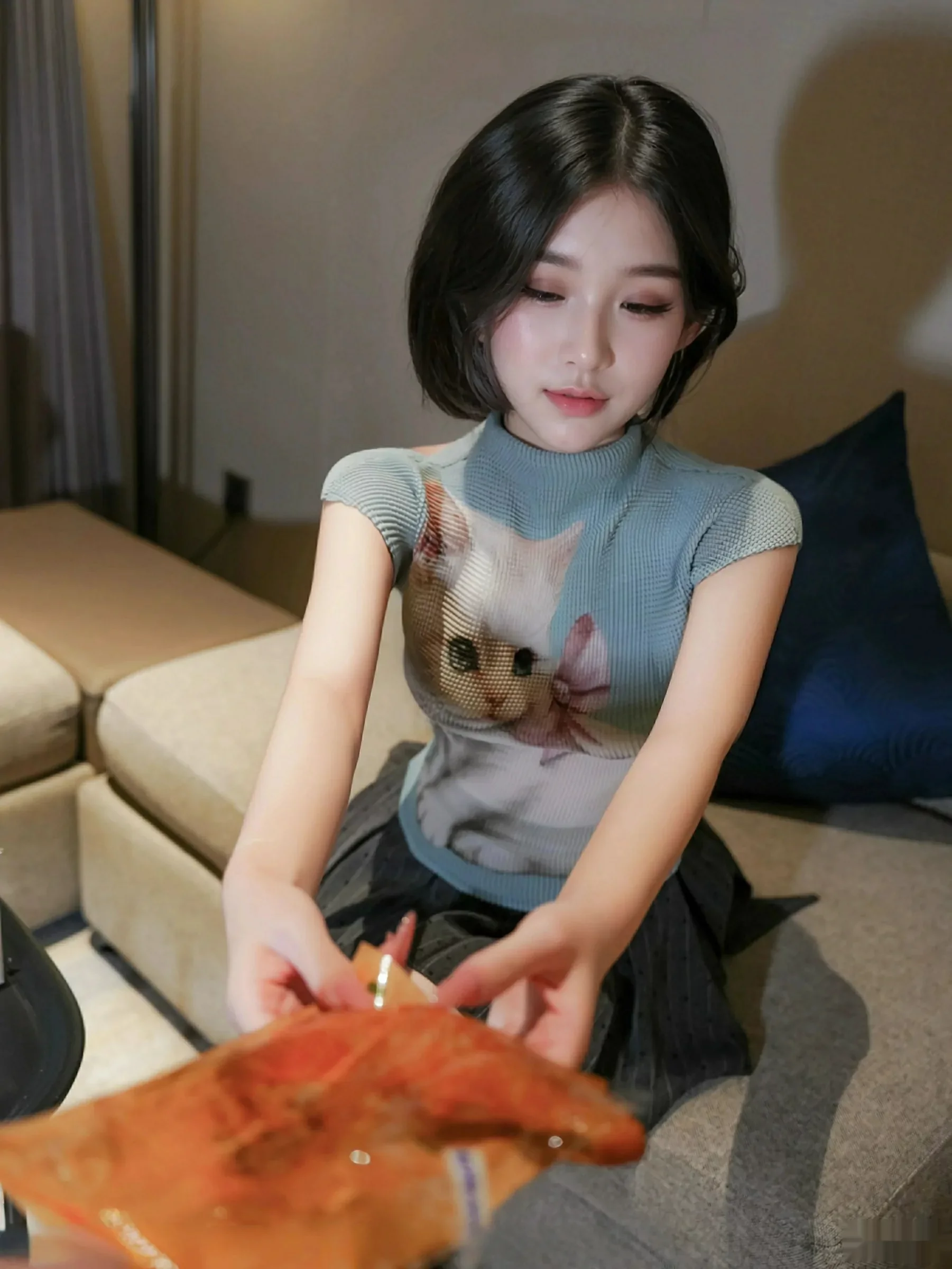 [XiuRen秀人网]第10830期汁汁写真 photo 1-5