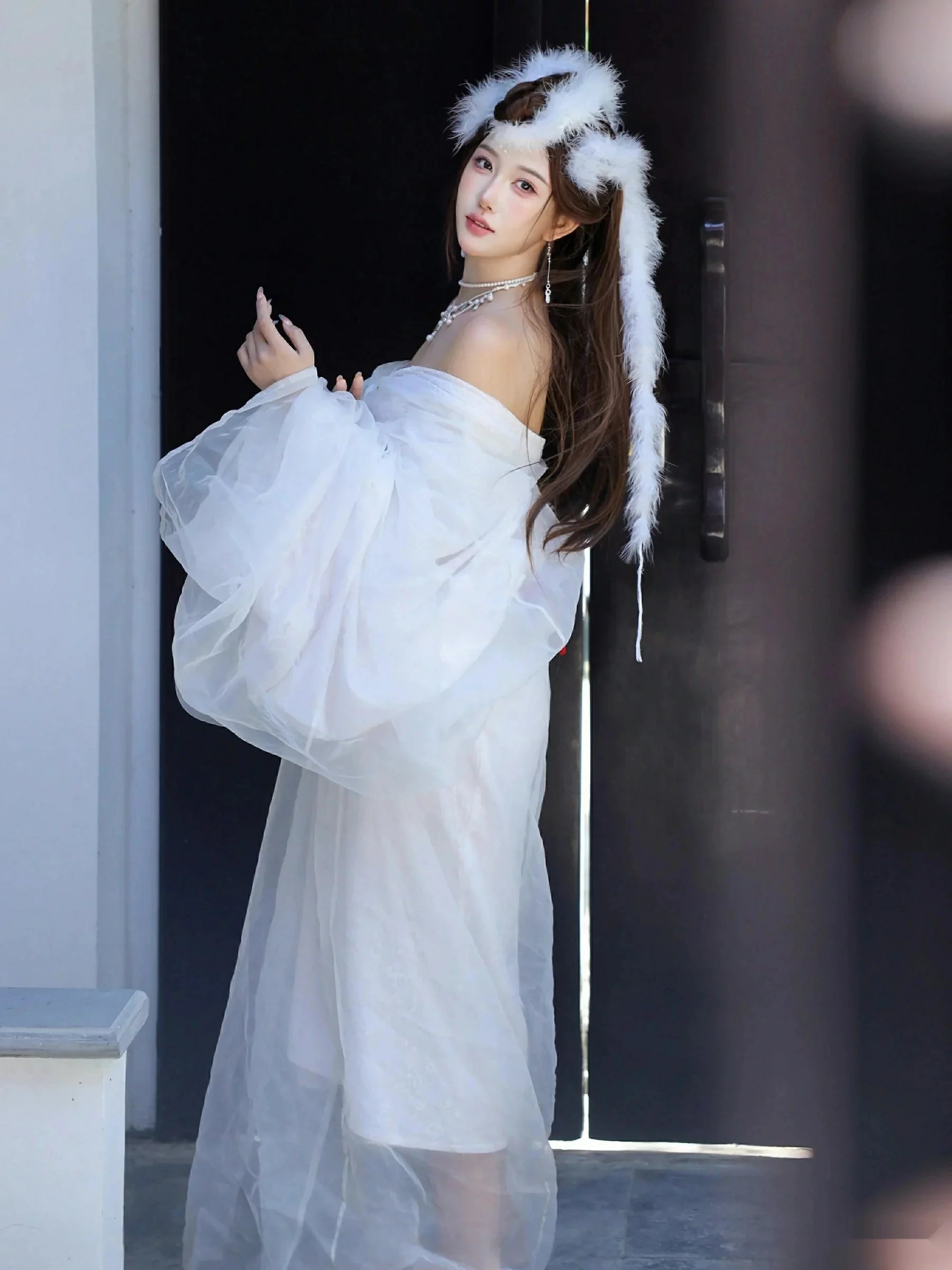 [XiuRen秀人网]第10843期金允希写真 photo 1-2