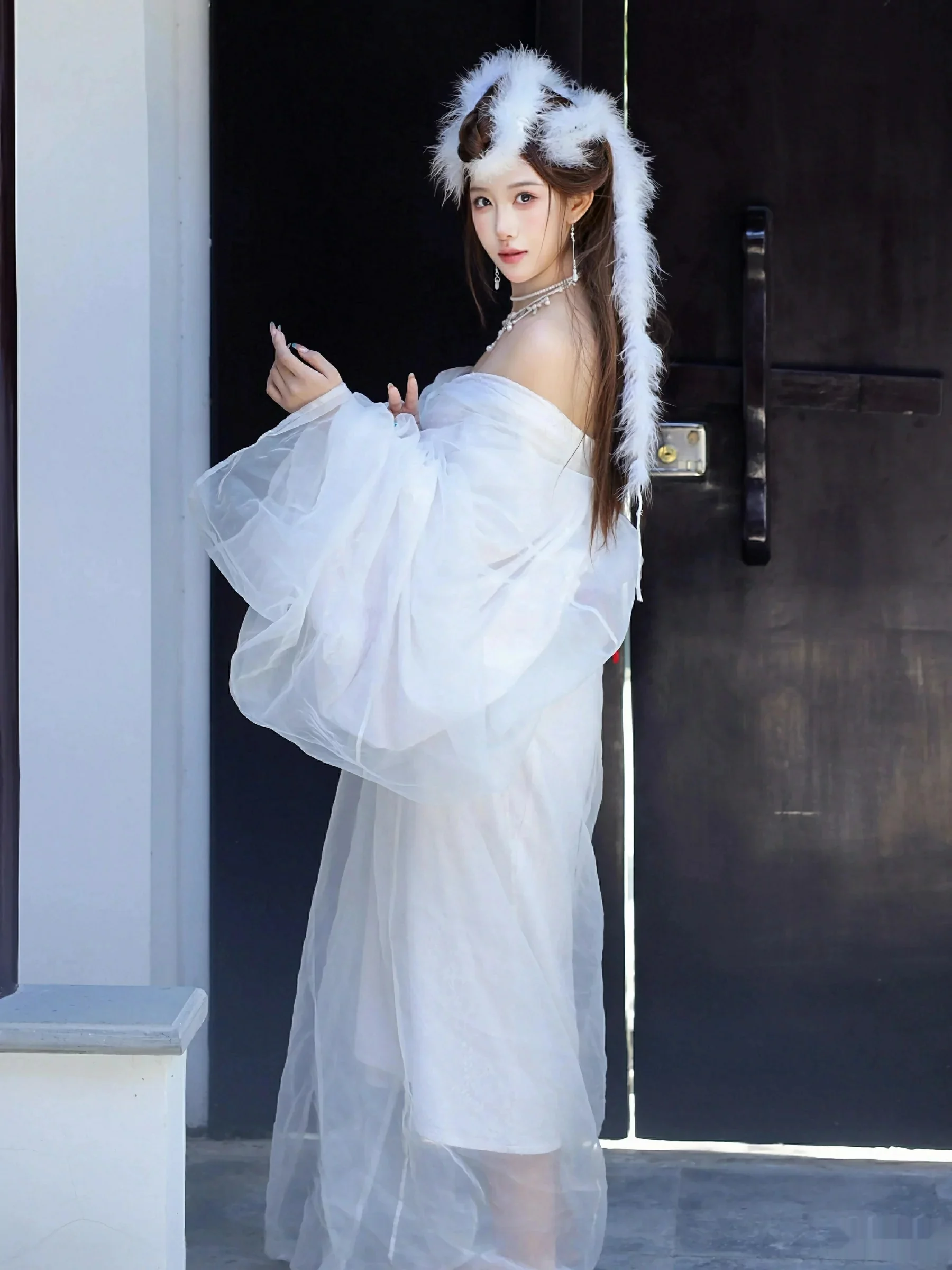 [XiuRen秀人网]第10843期金允希写真 photo 1-0