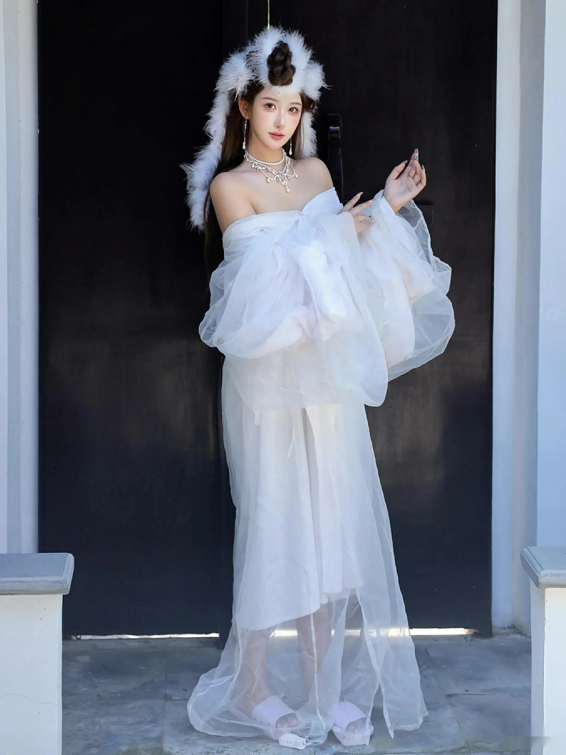 [XiuRen秀人网]第10843期金允希写真 photo 1-1