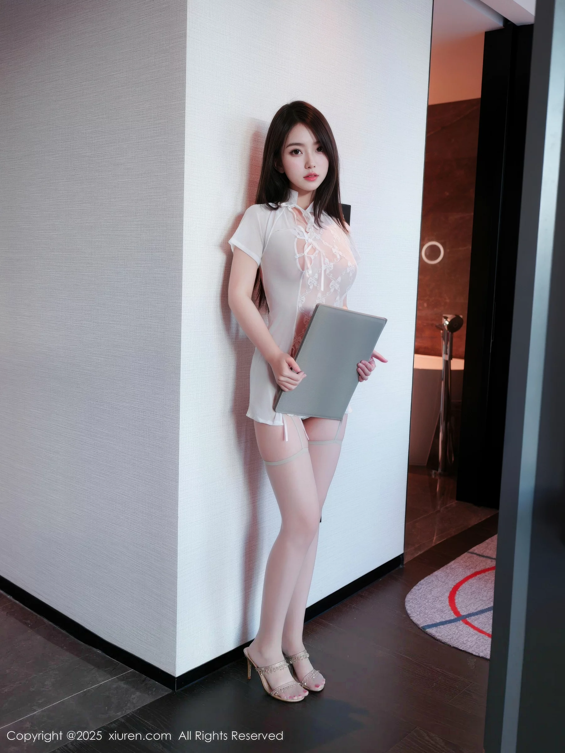 [XiuRen秀人网]第10854期烧烧小桃写真 photo 1-8