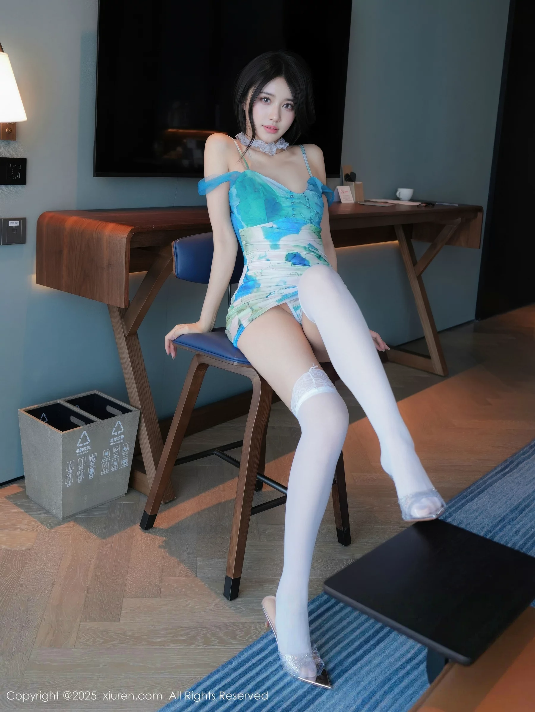 [XiuRen秀人网]第10859期诗莉吖写真 photo 1-18
