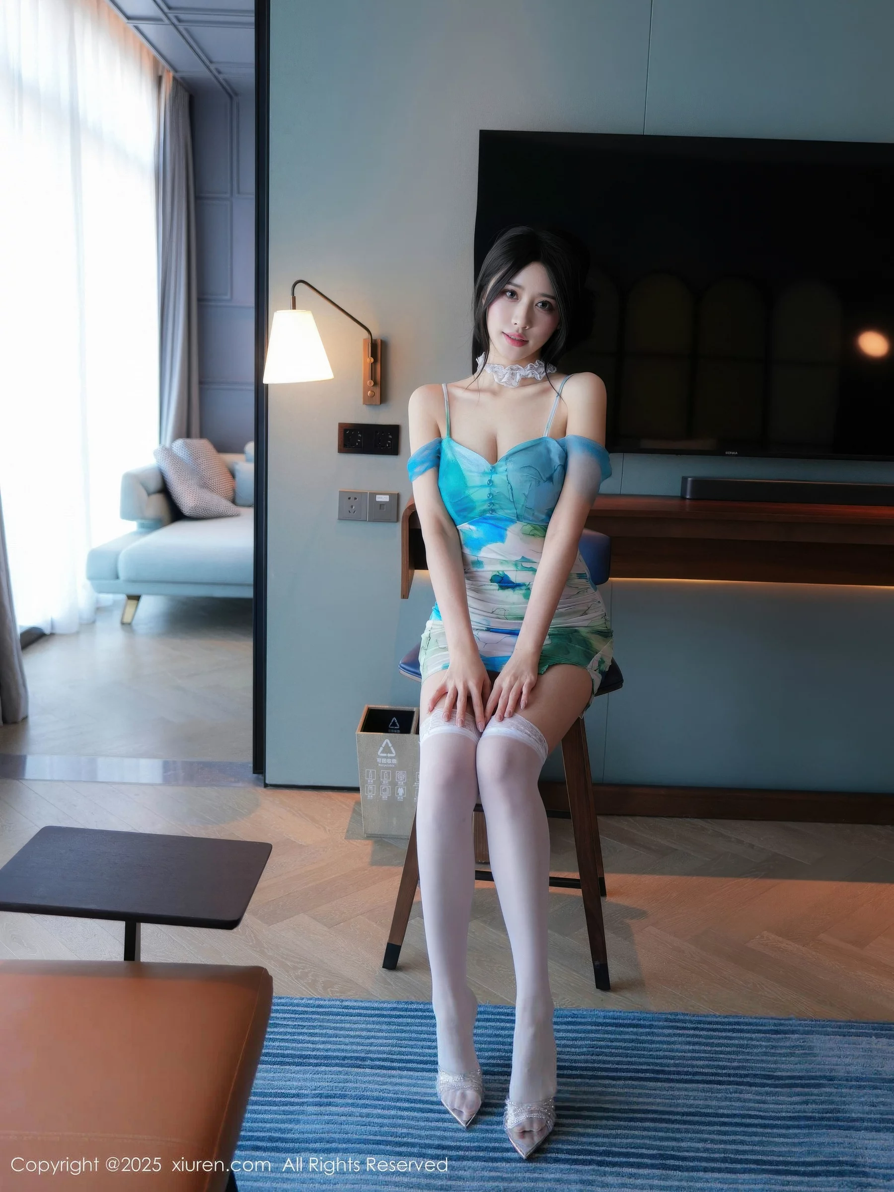 [XiuRen秀人网]第10859期诗莉吖写真 photo 1-0