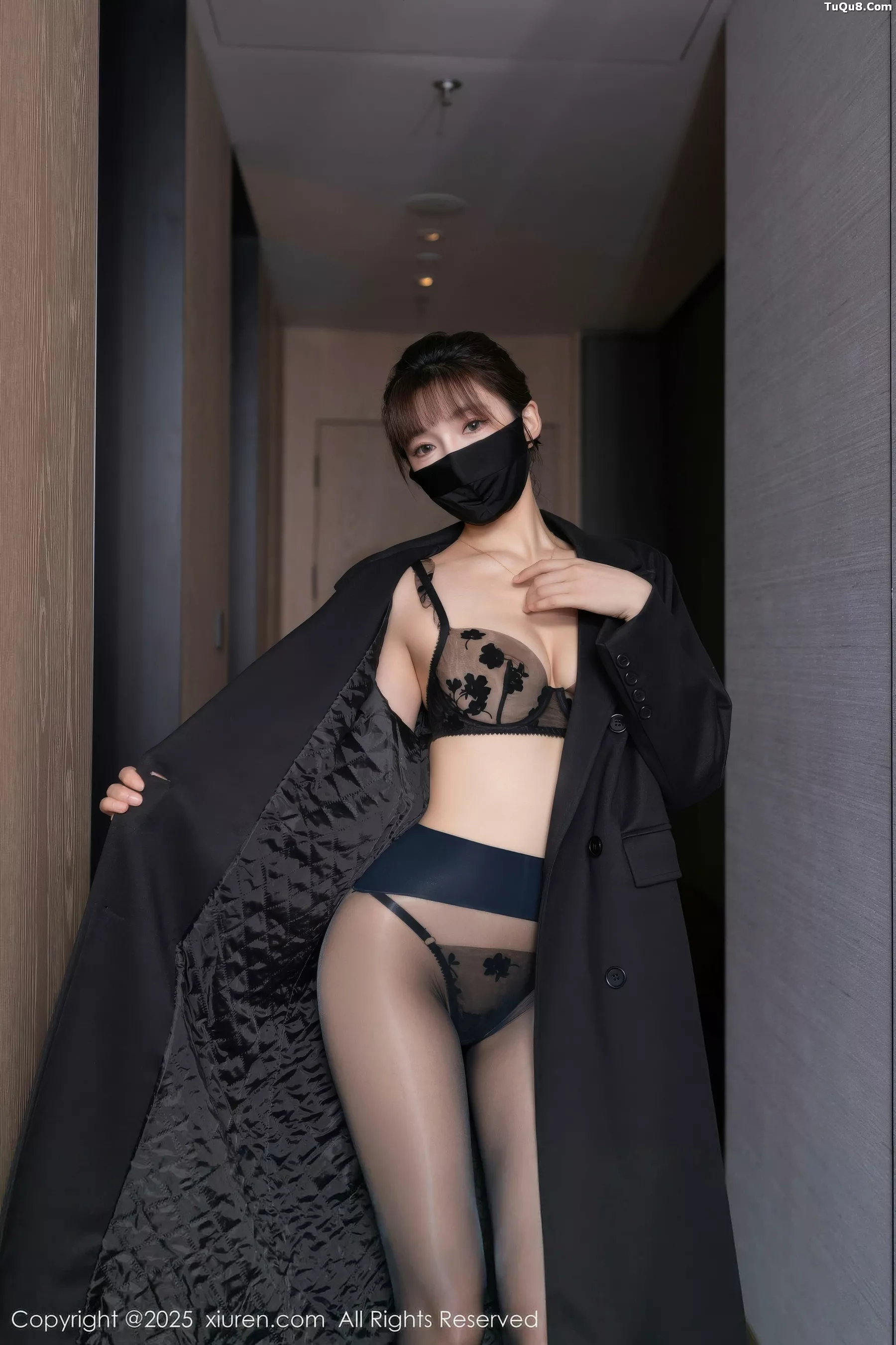 [XiuRen秀人网]第10880期陆萱萱写真 photo 1-4