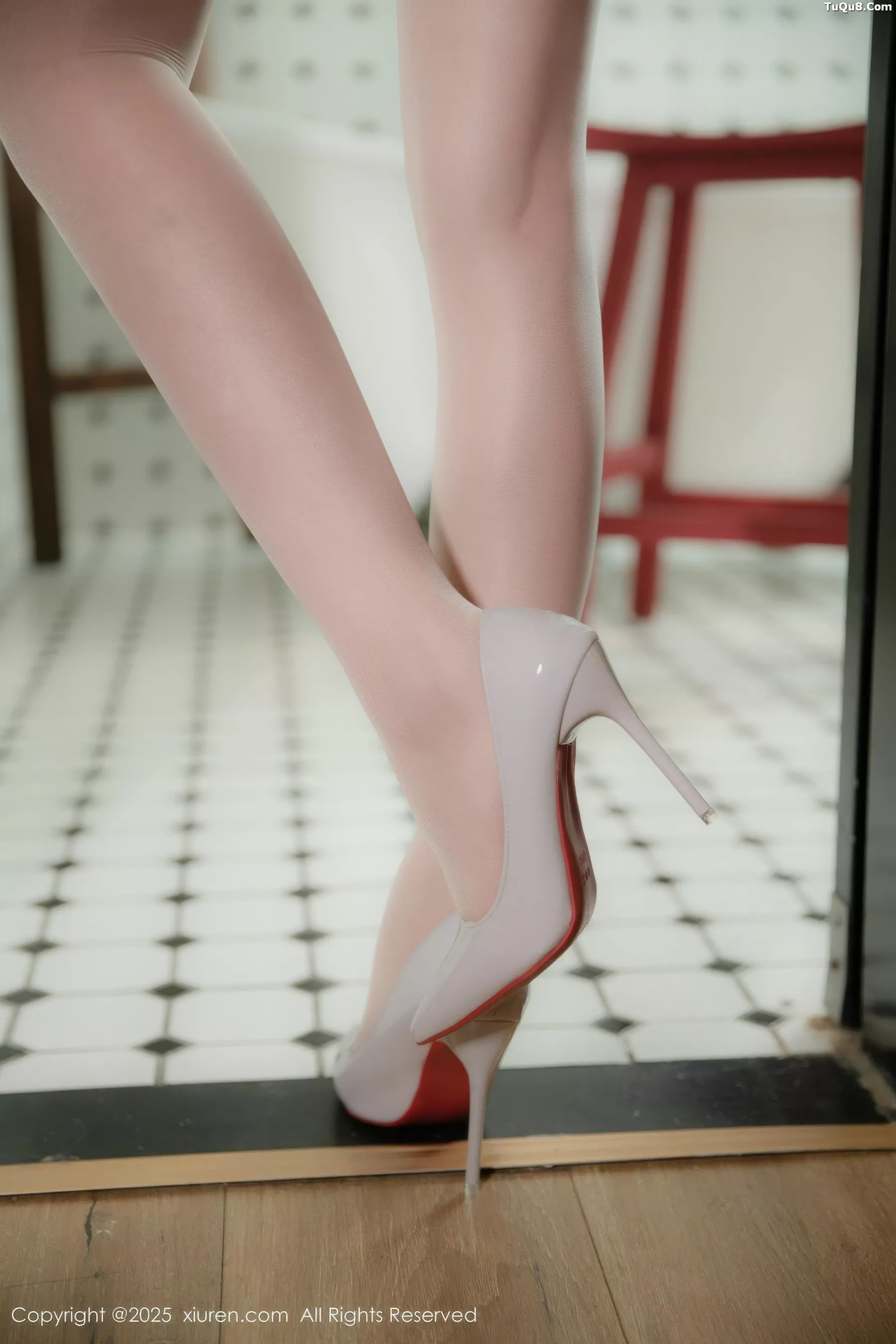 [XiuRen秀人网]第10877期悦兮写真 photo 1-17