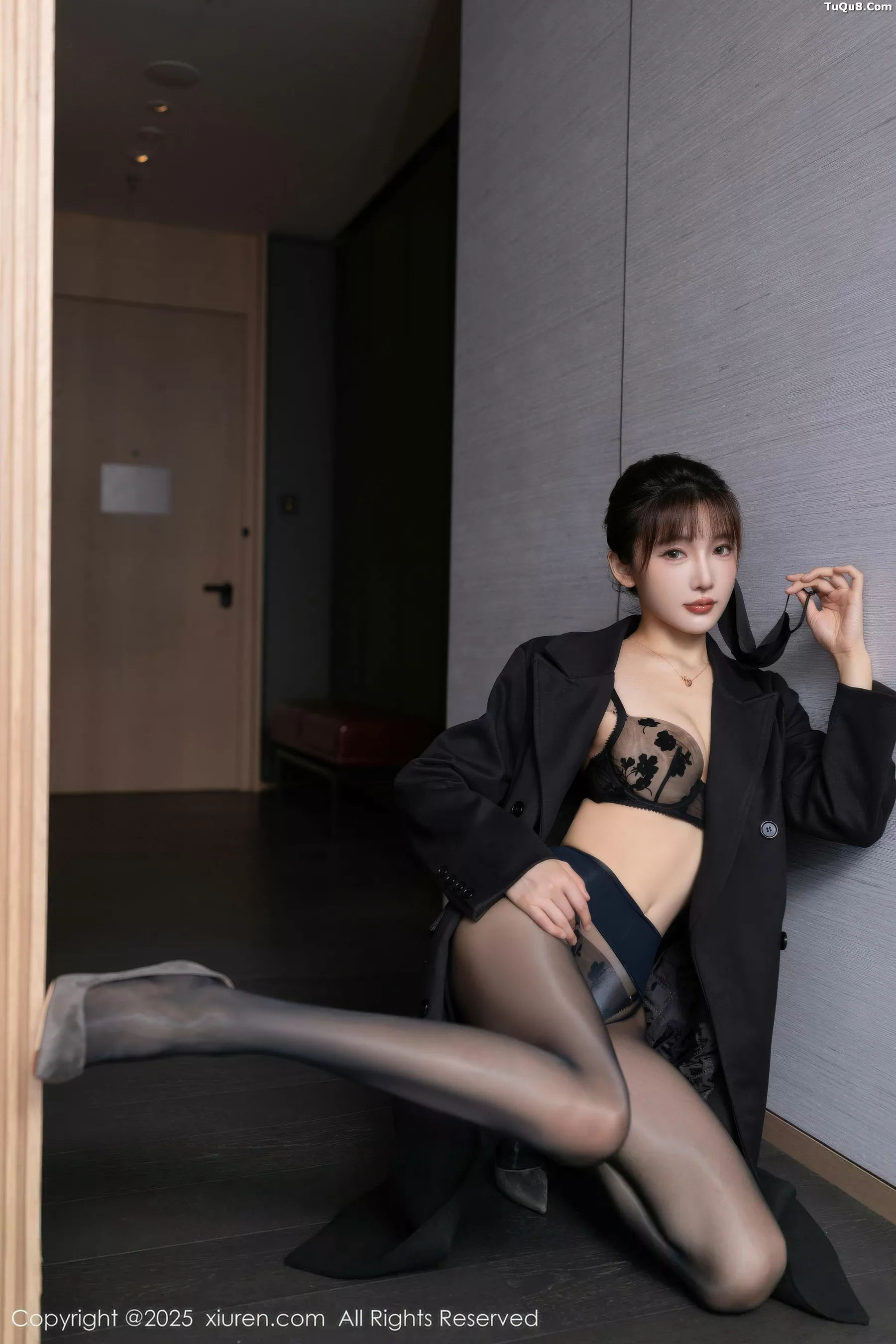 [XiuRen秀人网]第10880期陆萱萱写真 photo 1-18