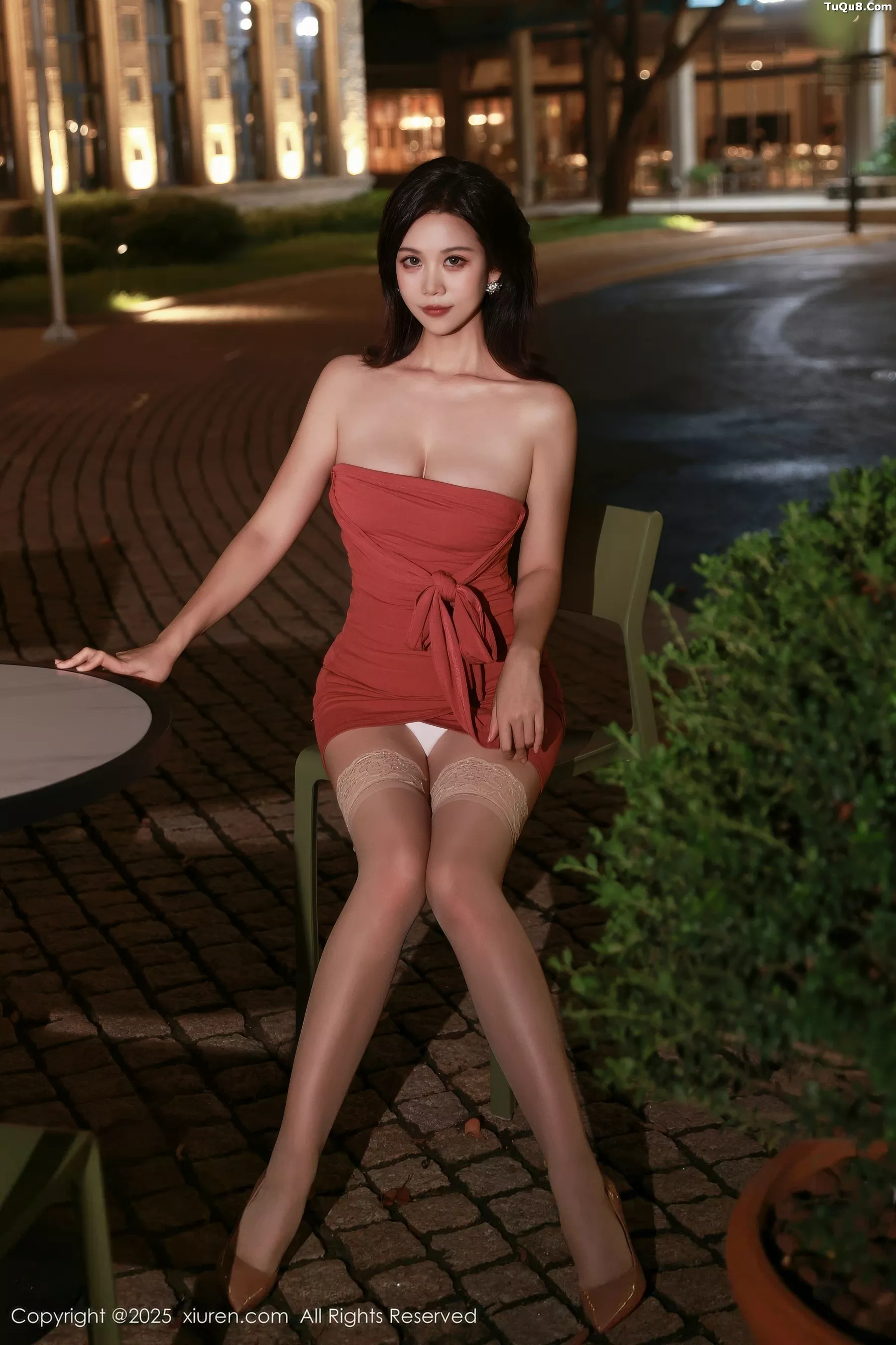 [XiuRen秀人网]第10876期玫瑰我爱你写真 photo 1-7