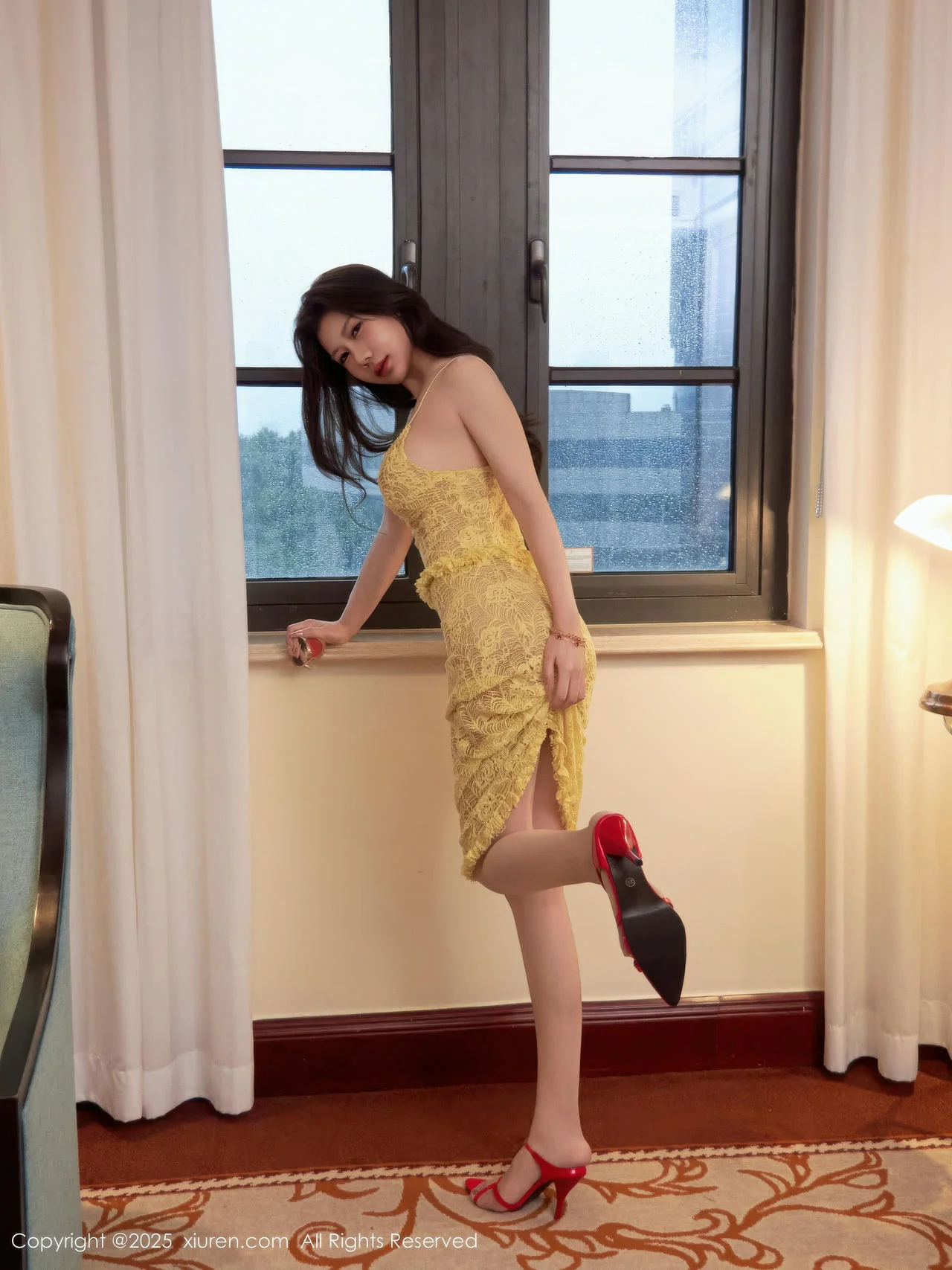 [XiuRen秀人网]第10879期尹甜甜写真 photo 2-0