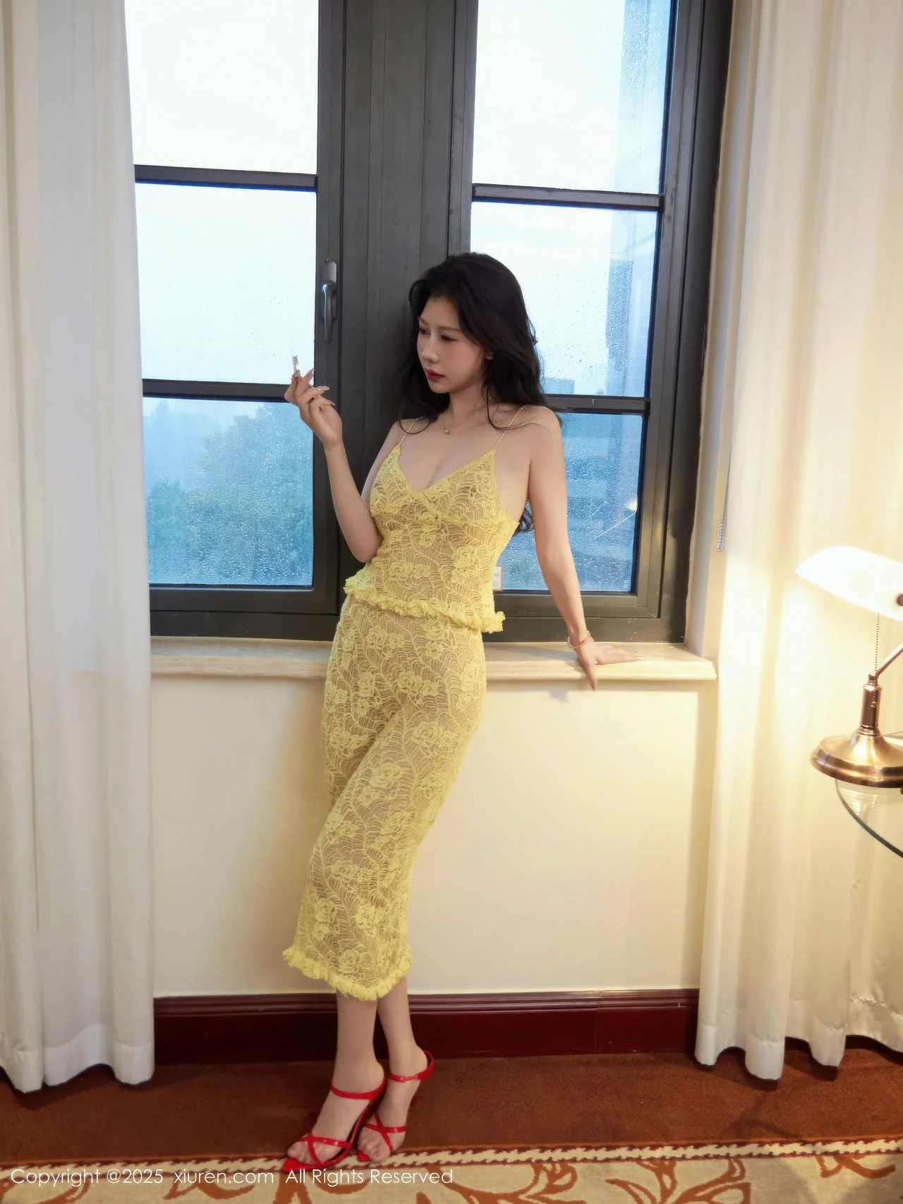 [XiuRen秀人网]第10879期尹甜甜写真 photo 1-16