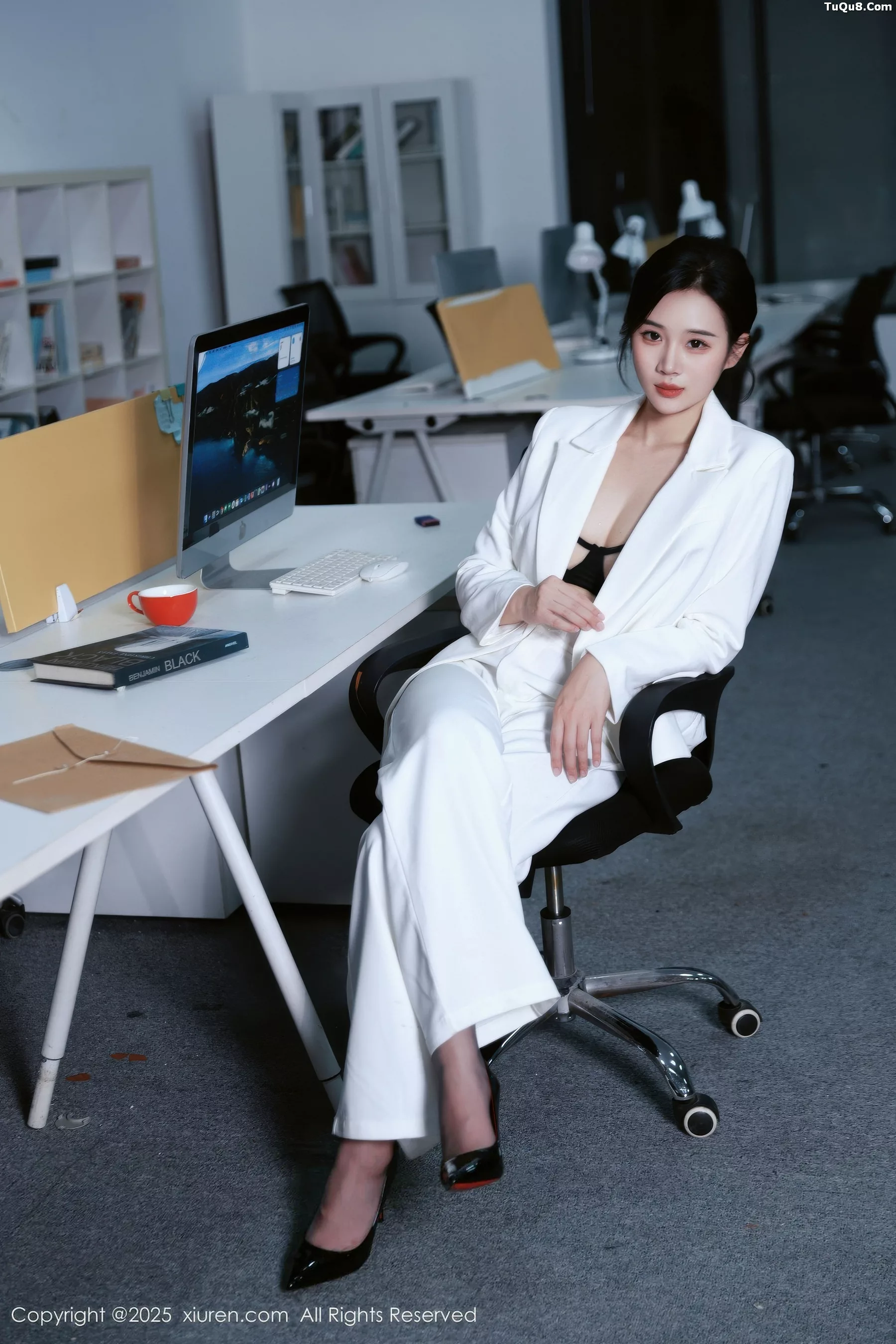 [XiuRen秀人网]第10908期南乔写真 photo 1-9