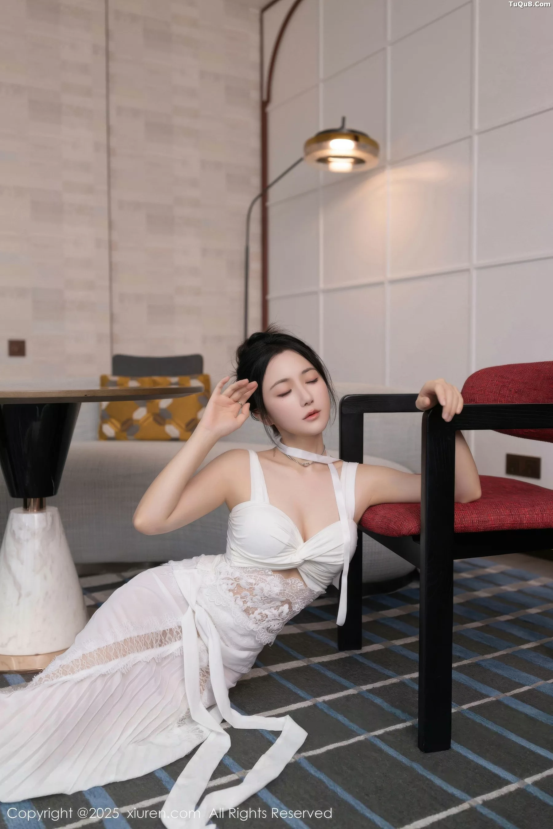 [XiuRen秀人网]第10911期鱼子酱写真 photo 1-9