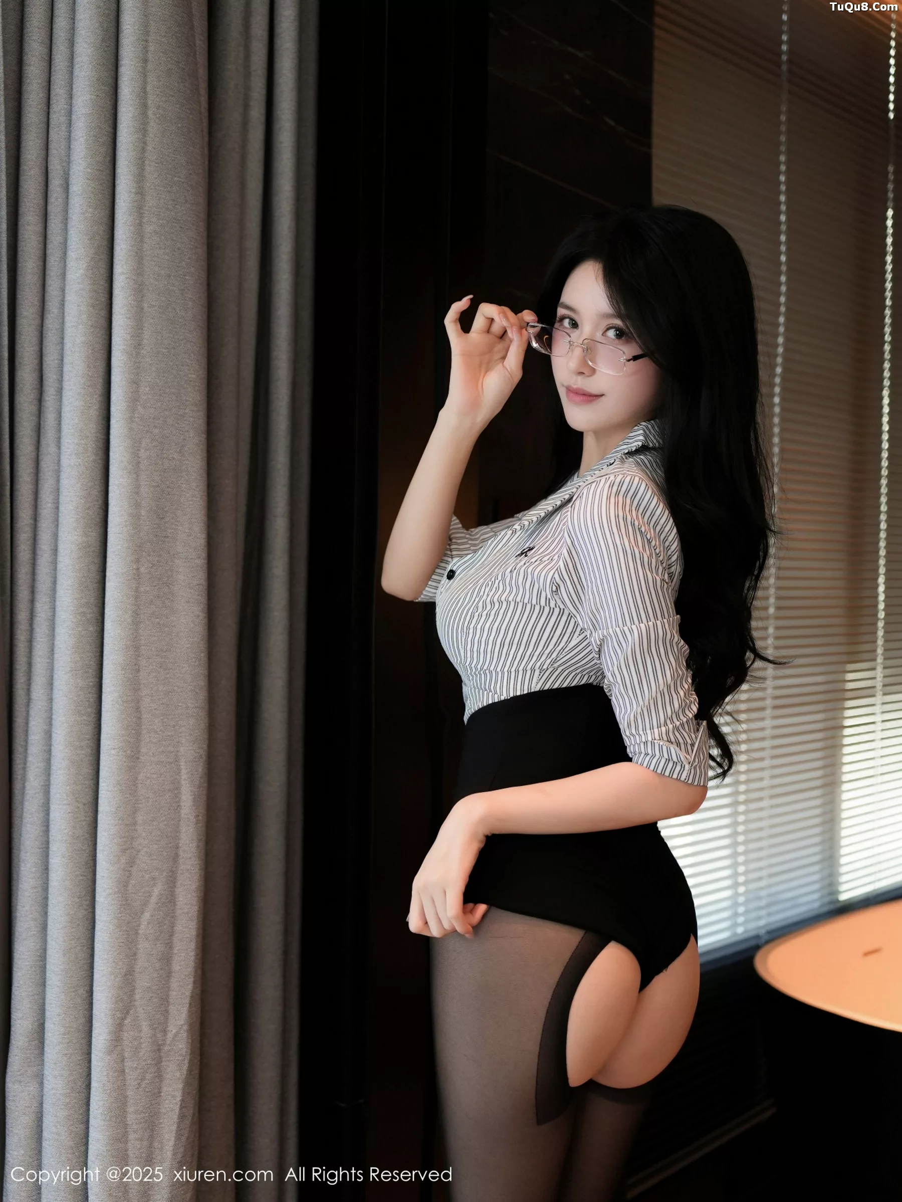 [XiuRen秀人网]第10905期诗莉吖写真 photo 2-1