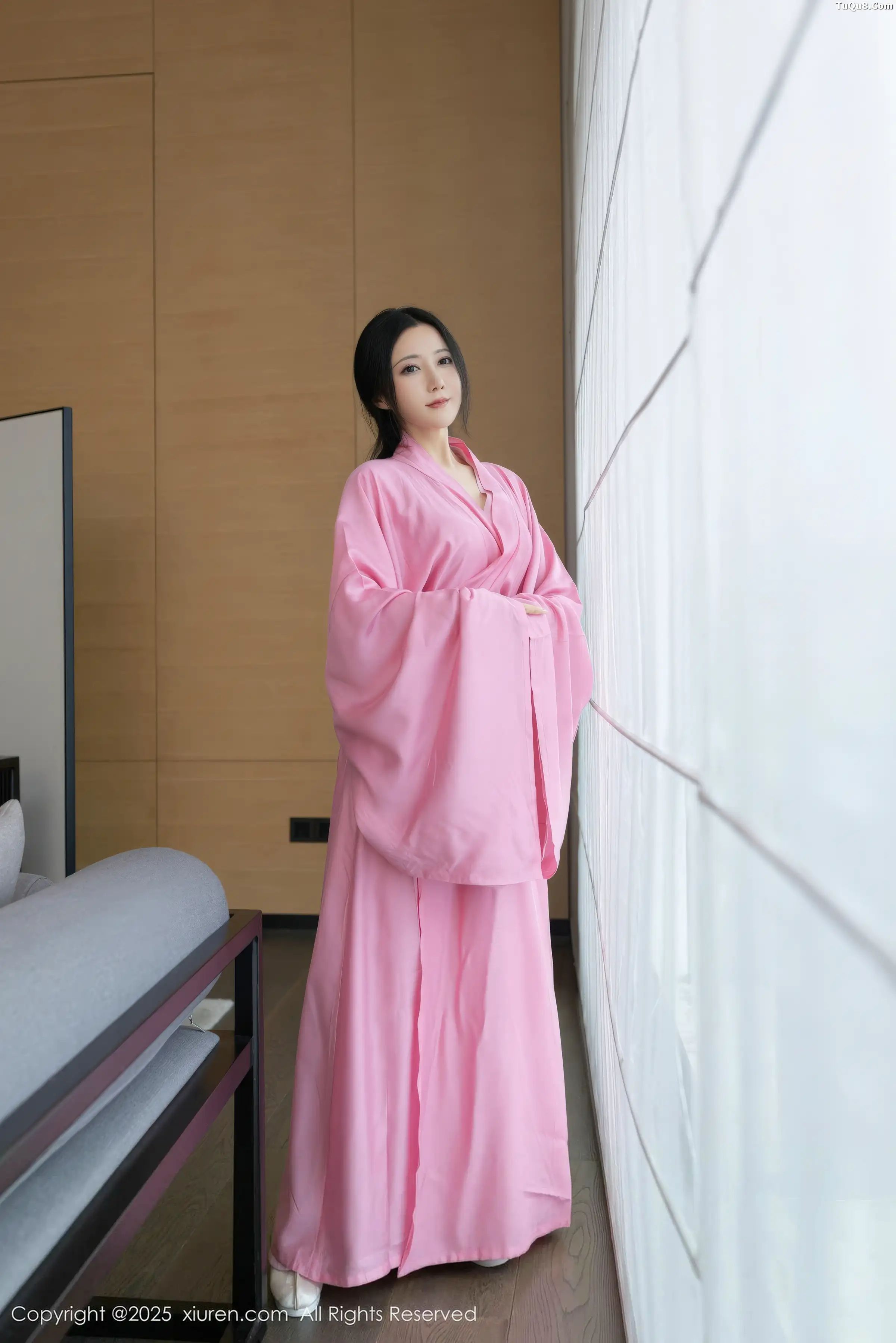 [XiuRen秀人网]第11049期鱼子酱写真 photo 1-8