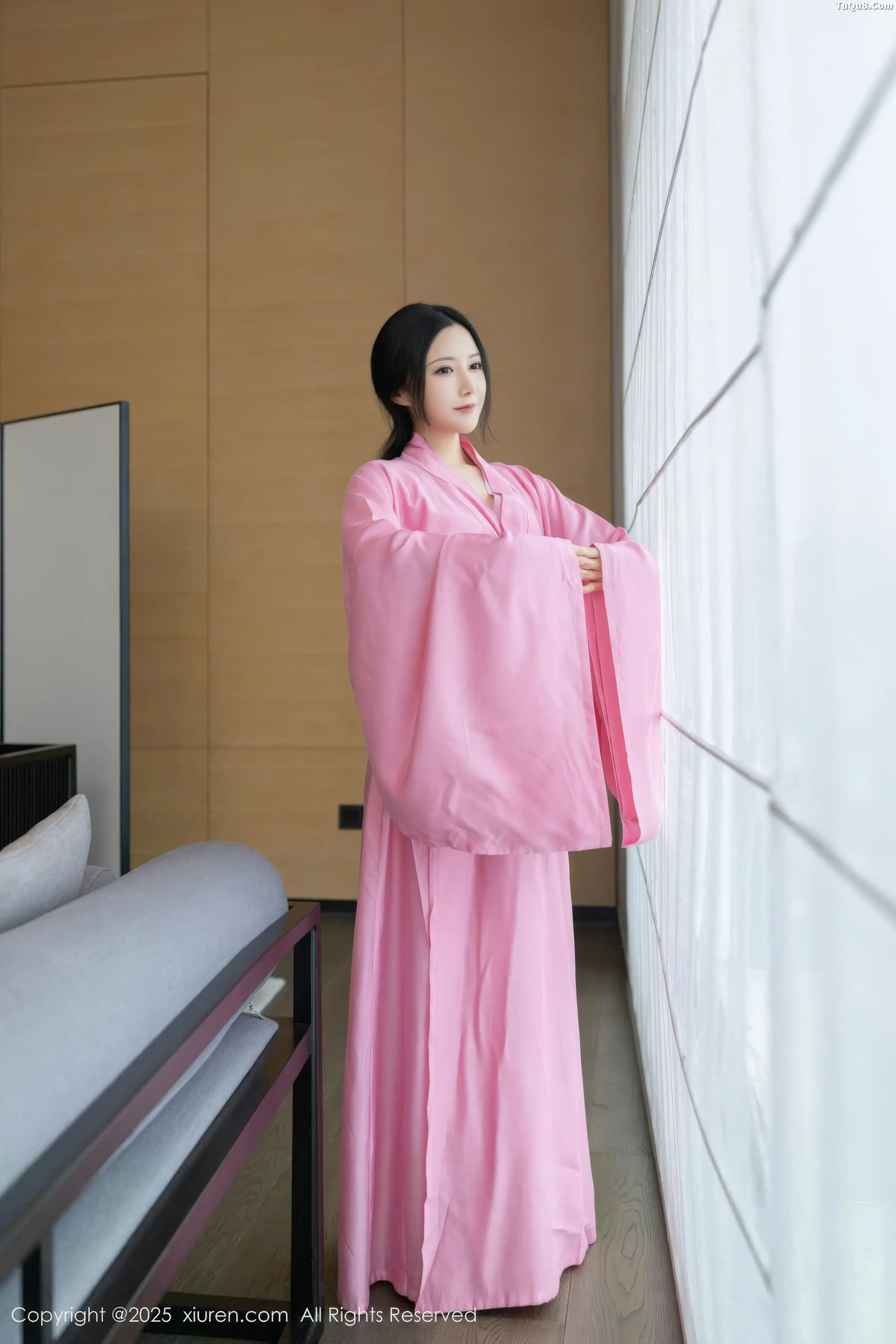 [XiuRen秀人网]第11049期鱼子酱写真 photo 1-5