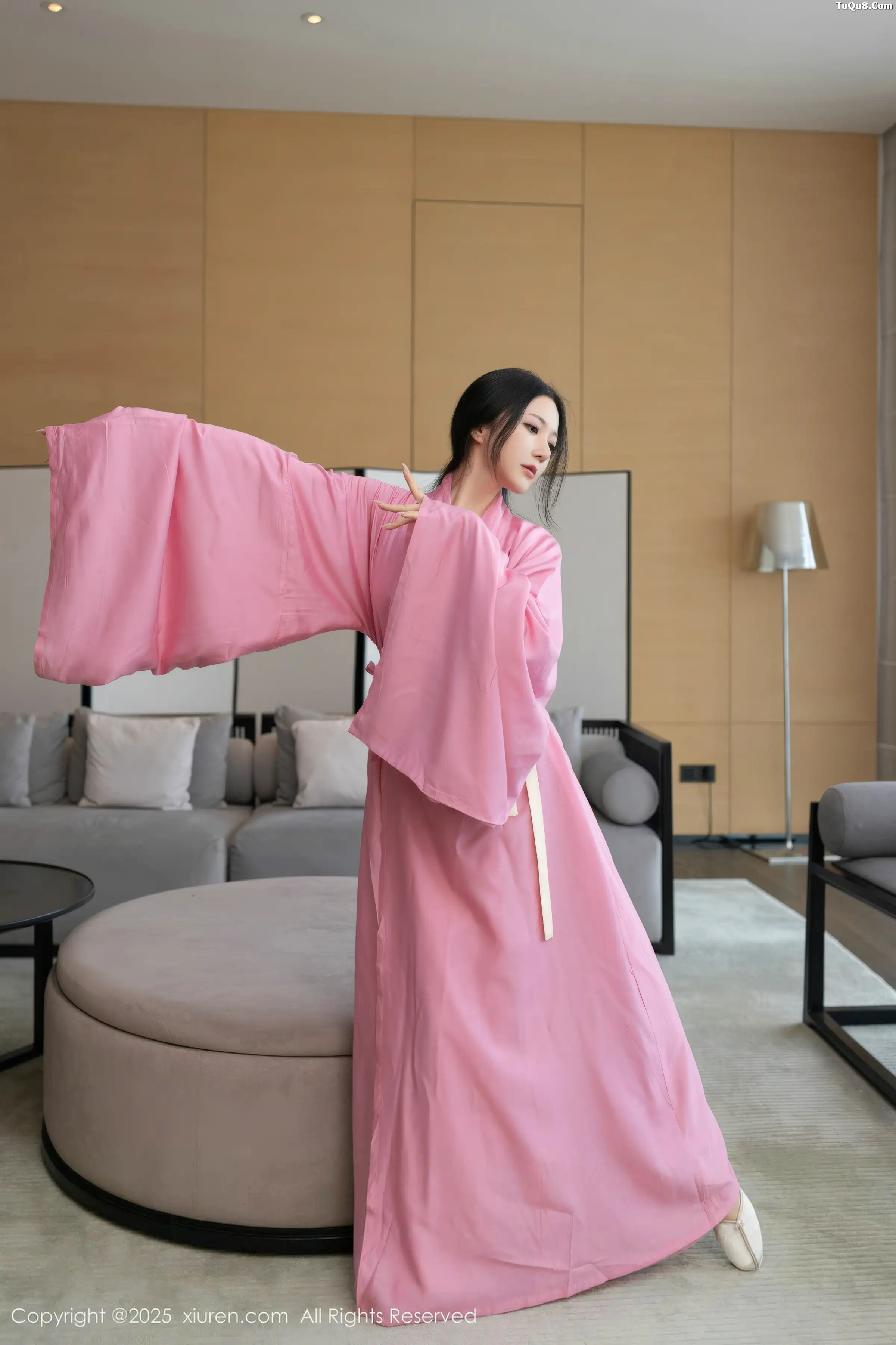 [XiuRen秀人网]第11049期鱼子酱写真 photo 1-4