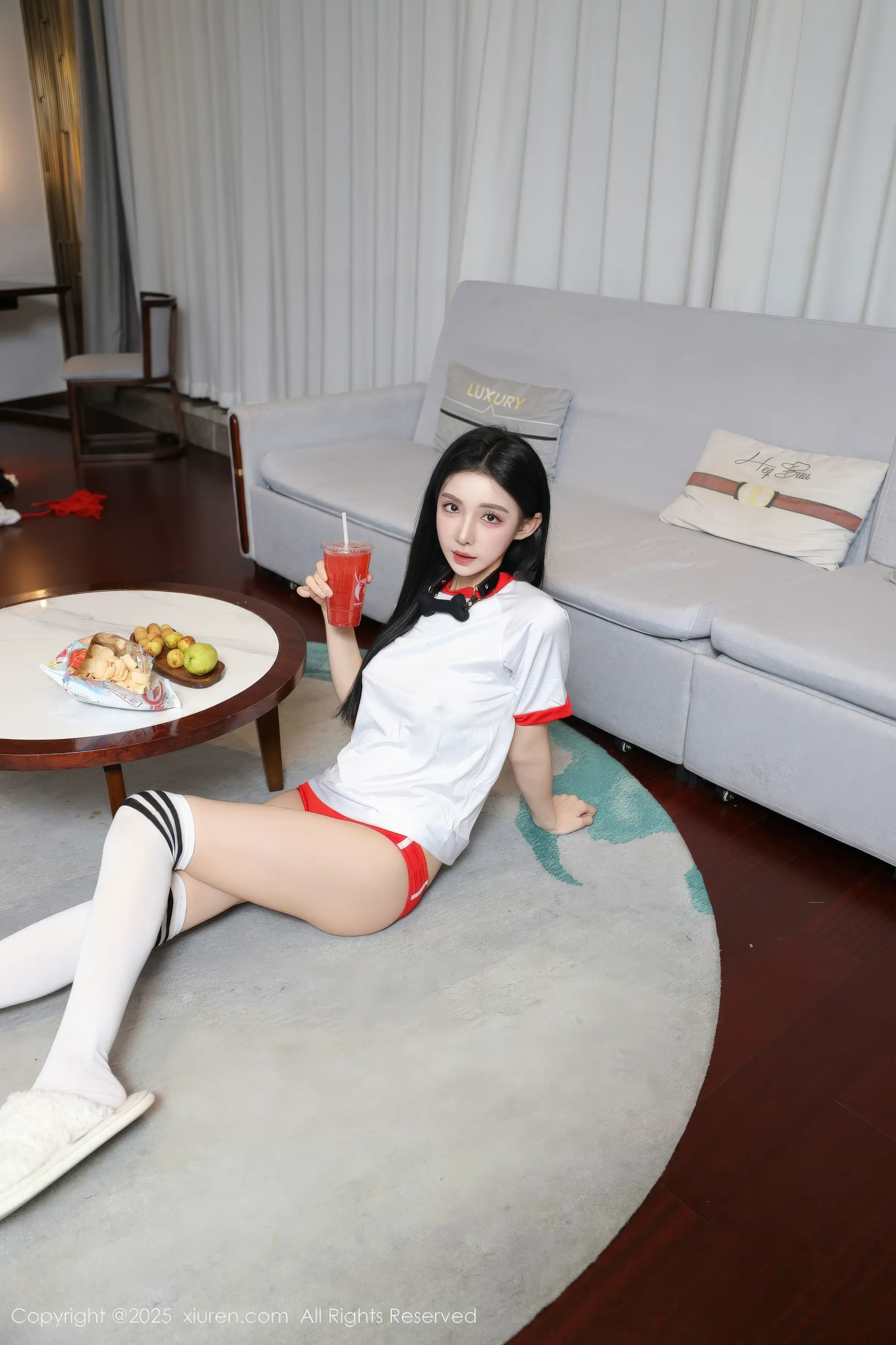 [XiuRen秀人网]第11110期许微微写真 photo 1-14