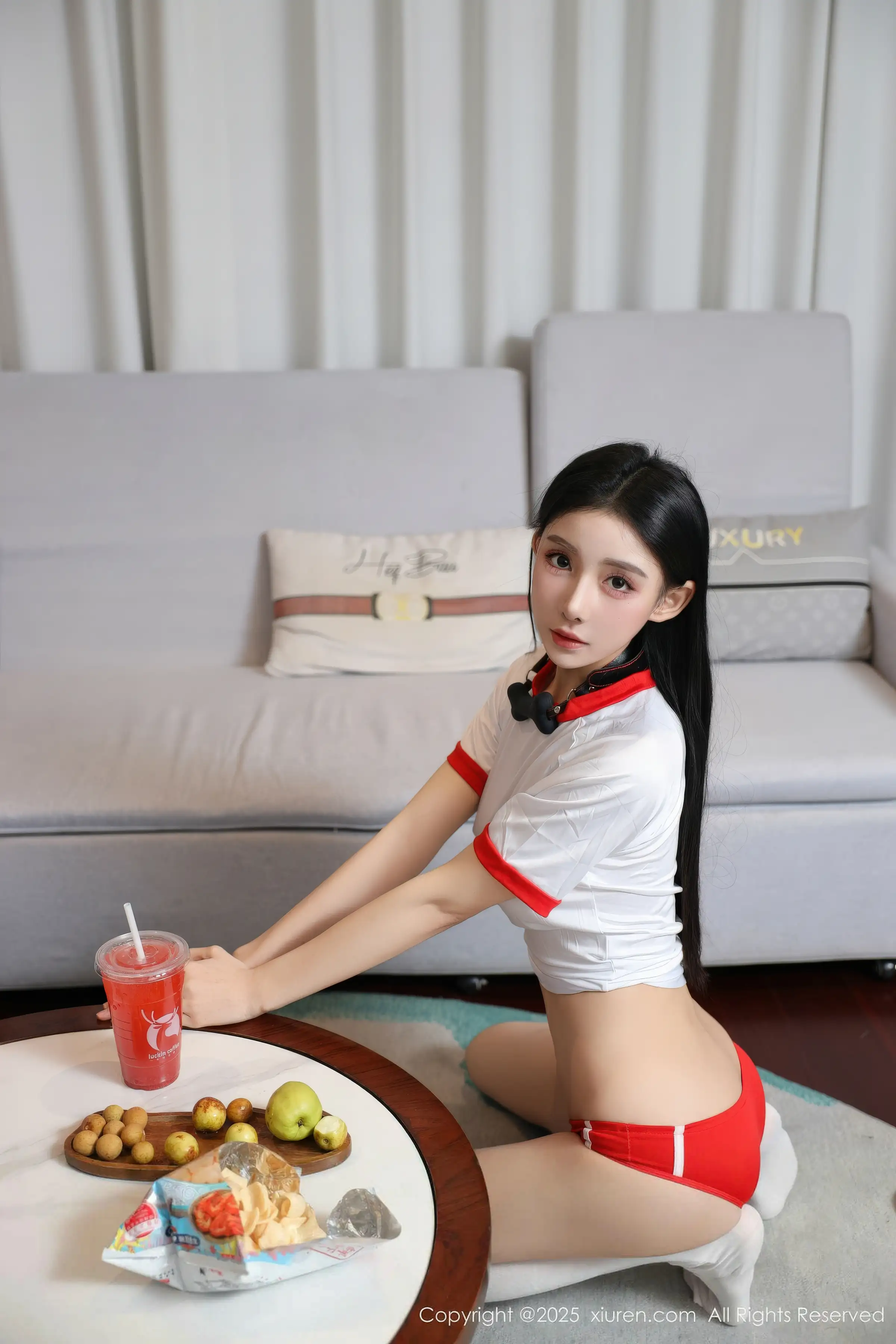 [XiuRen秀人网]第11110期许微微写真 photo 2-15