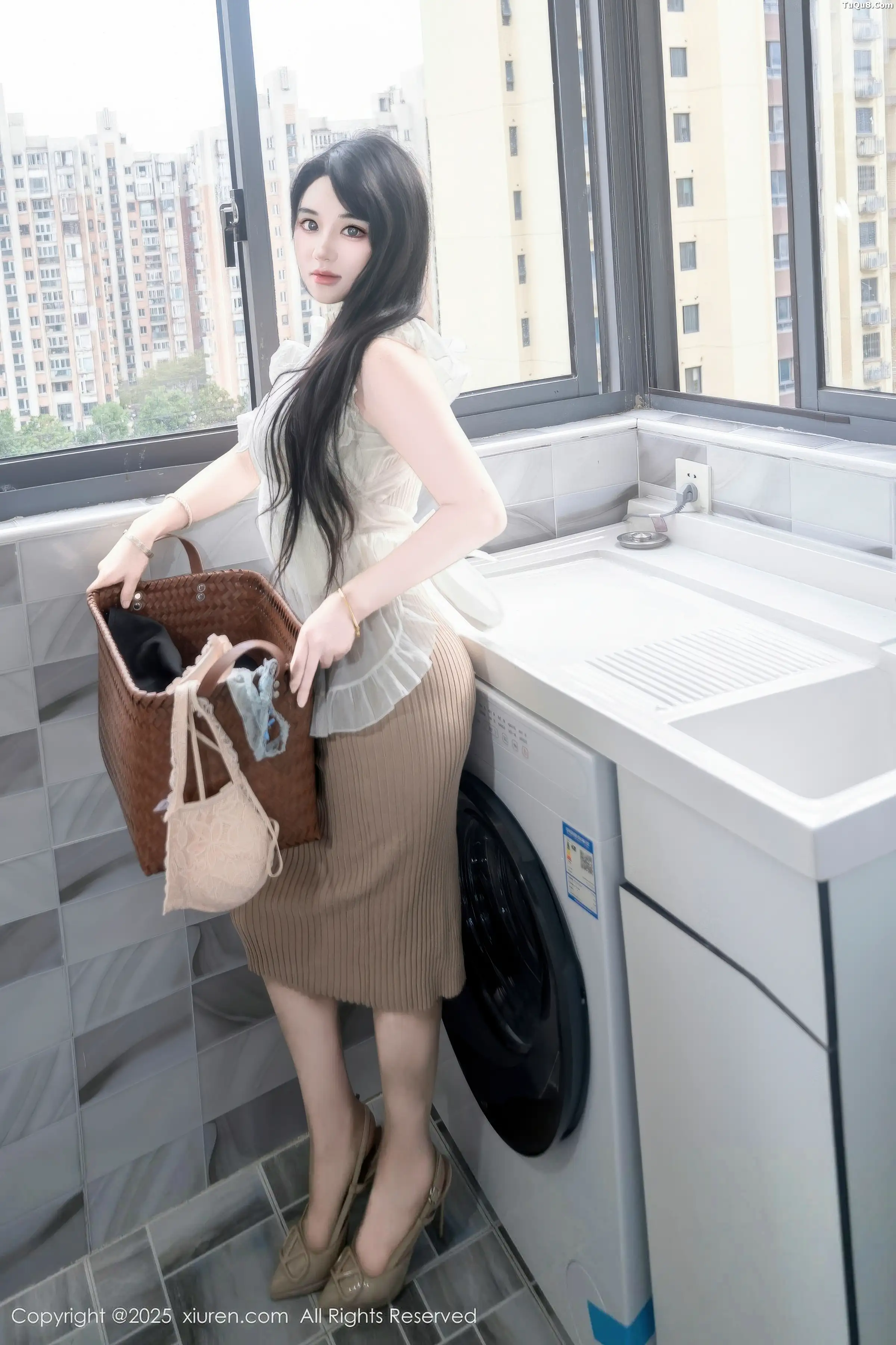 [XiuRen秀人网]第11010期汐汐爱吃草莓写真 photo 1-6