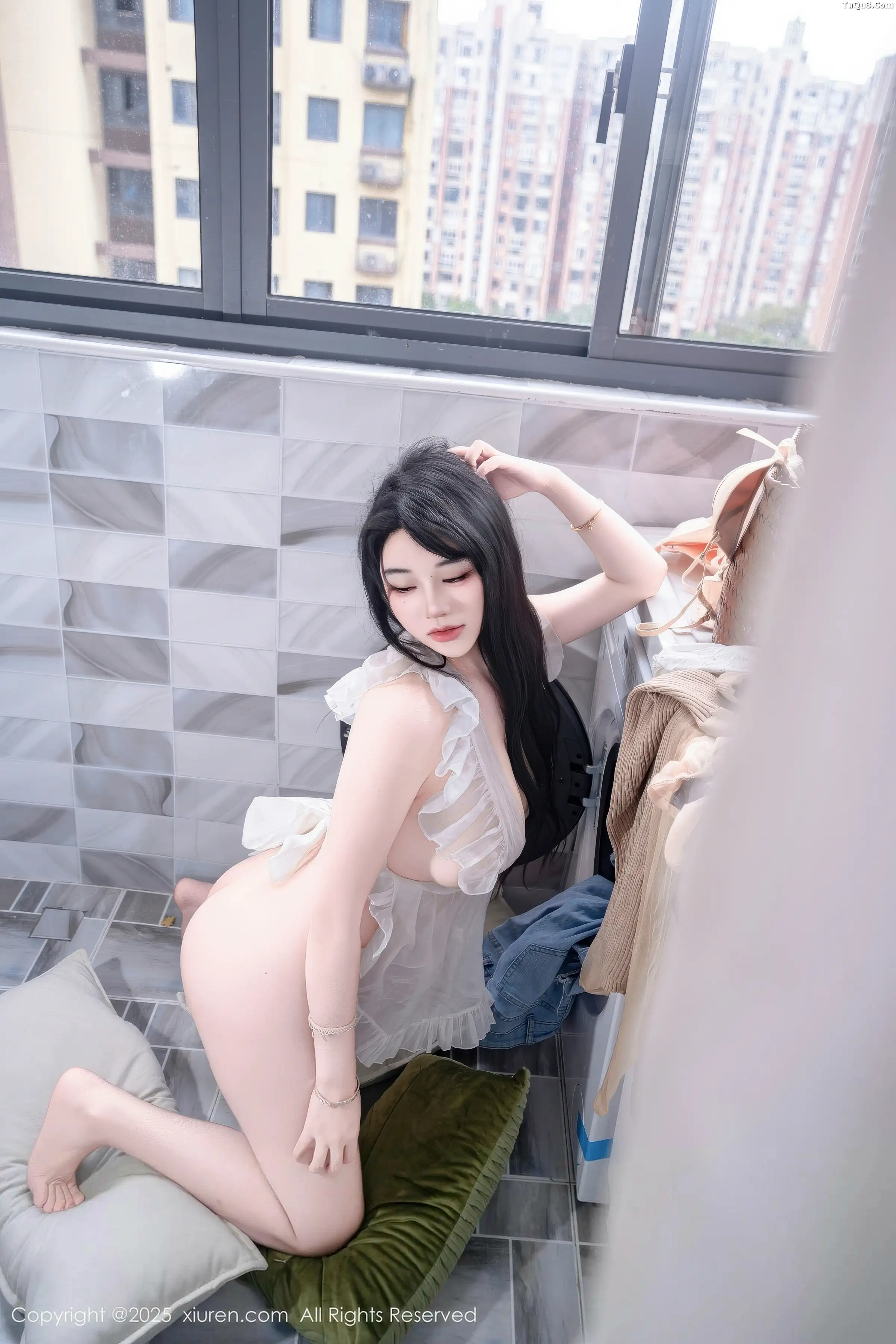 [XiuRen秀人网]第11010期汐汐爱吃草莓写真 photo 3-19