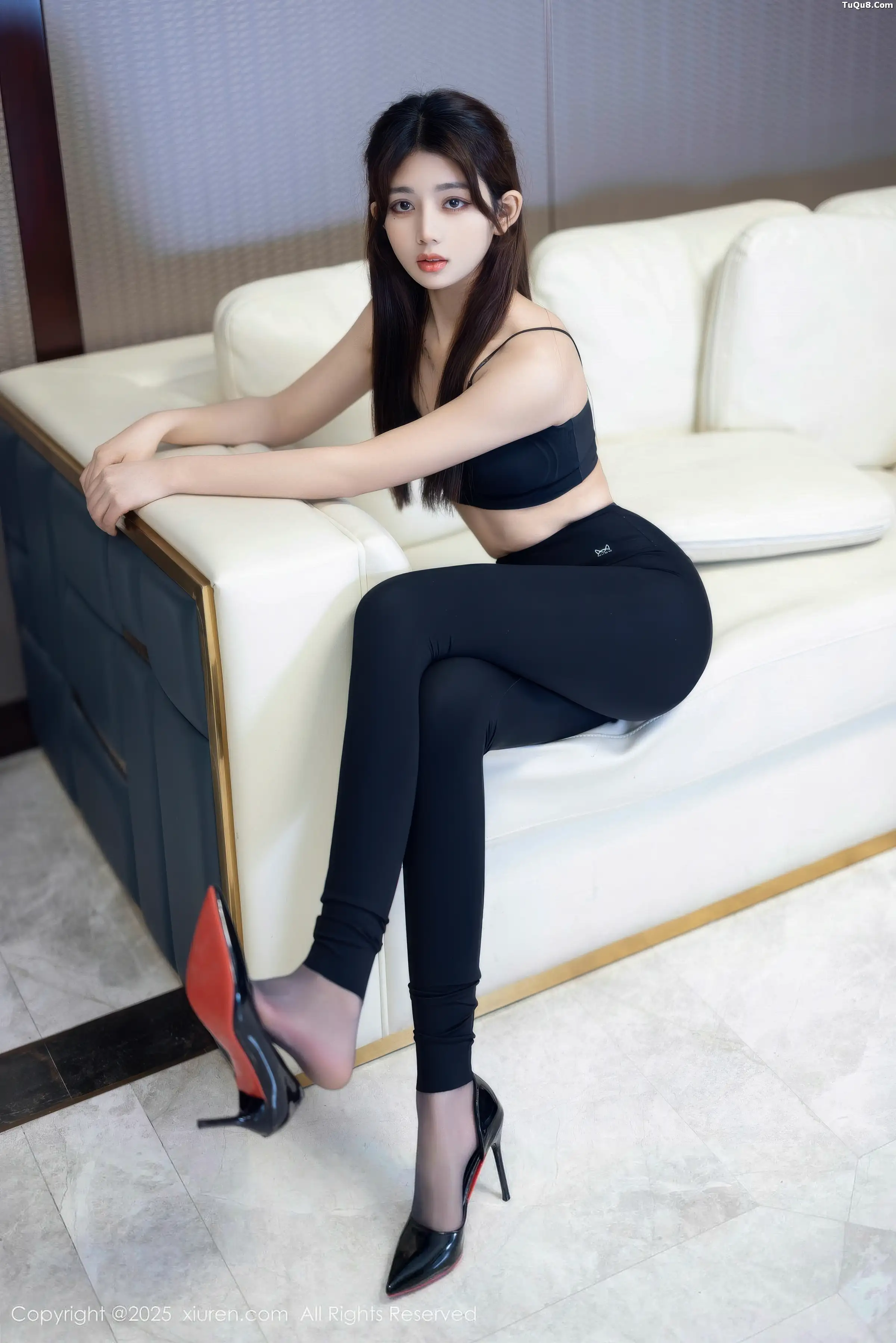 [XiuRen秀人网]第11015期姜冉冉写真 photo 1-4