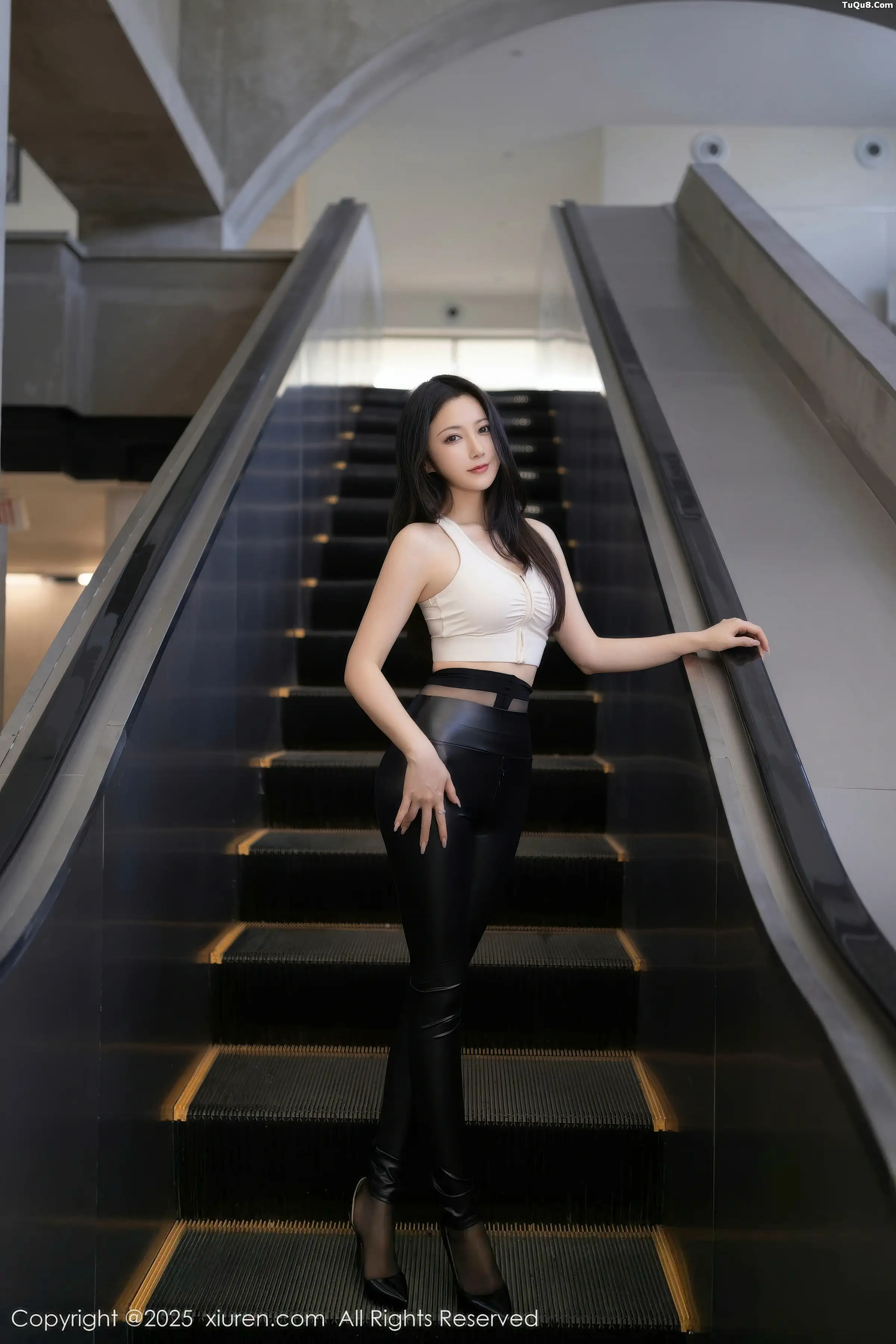 [XiuRen秀人网]第11021期鱼子酱写真 photo 1-9