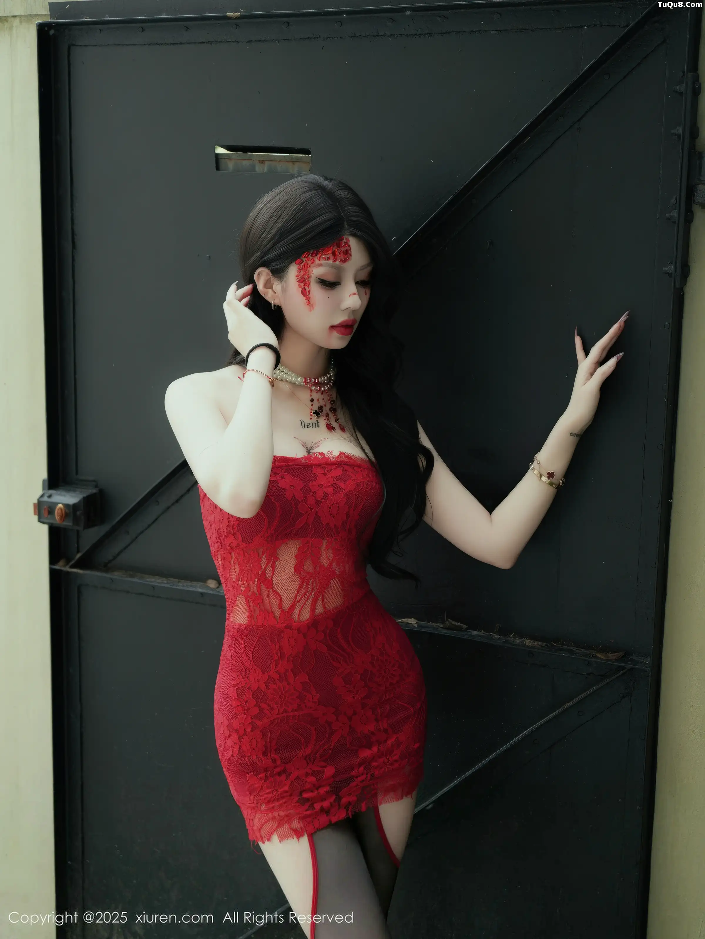 [XiuRen秀人网]第11032期四月月写真 photo 1-14