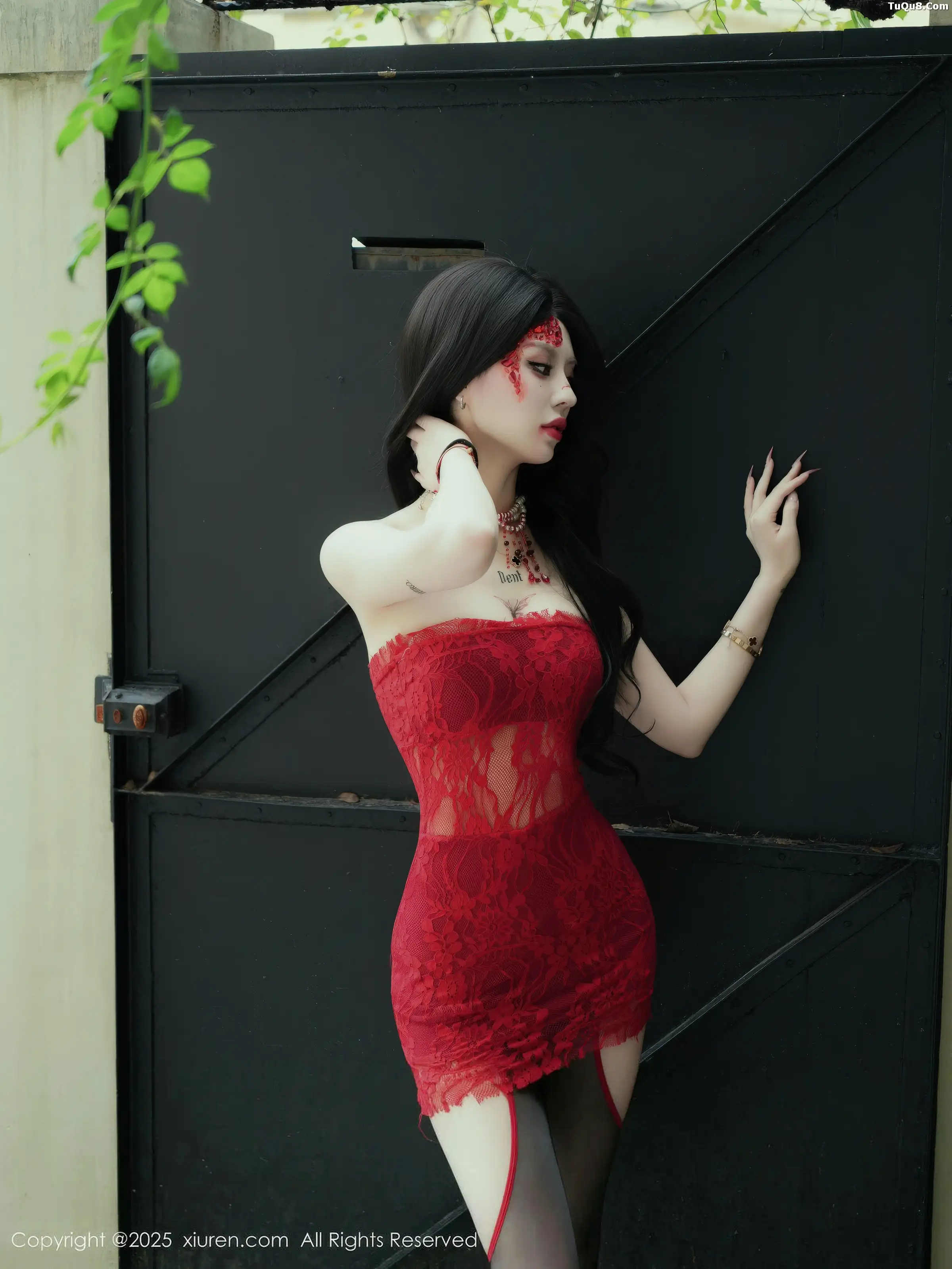 [XiuRen秀人网]第11032期四月月写真 photo 1-13