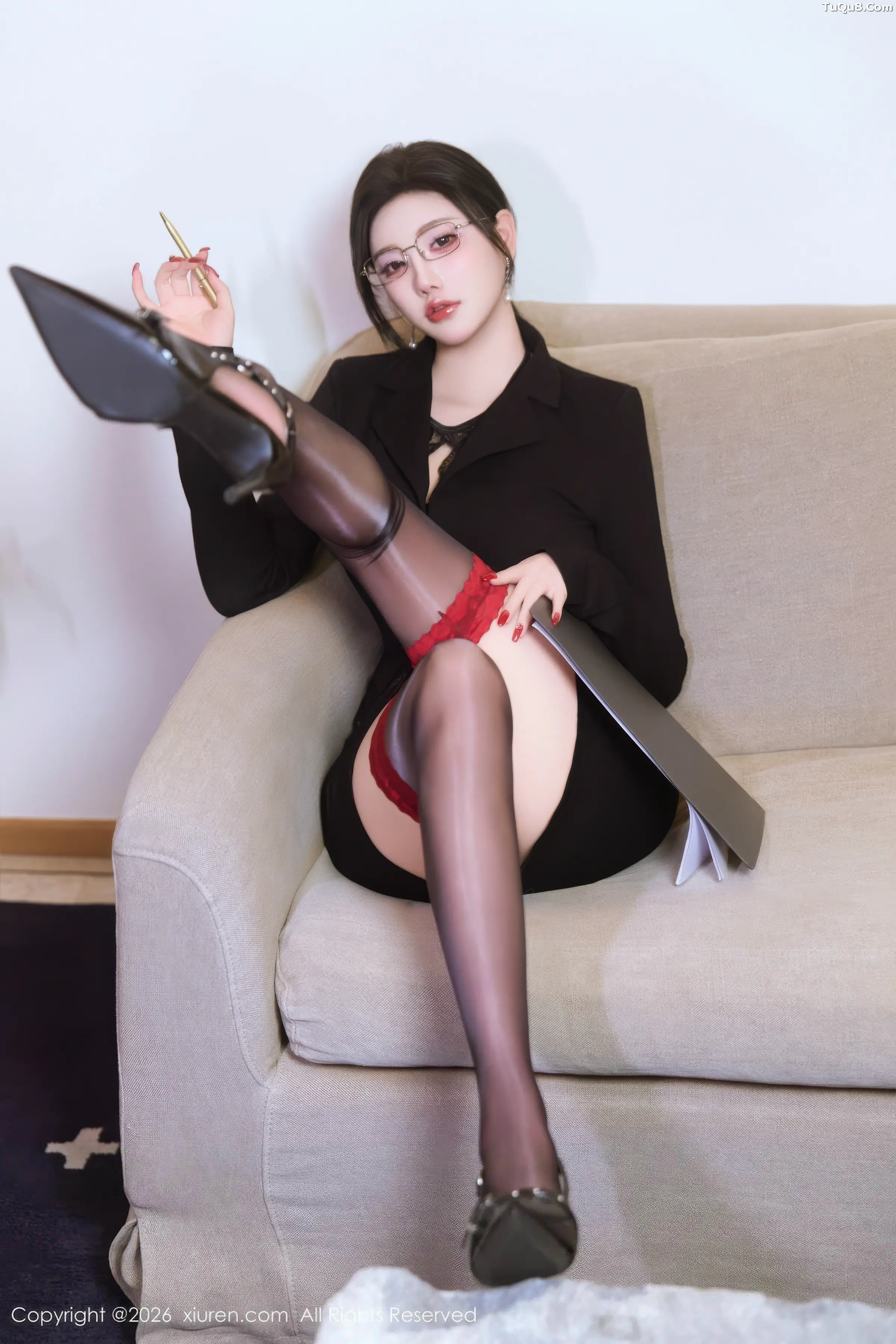 [XiuRen秀人网]第11230期杨晨晨写真 photo 1-4