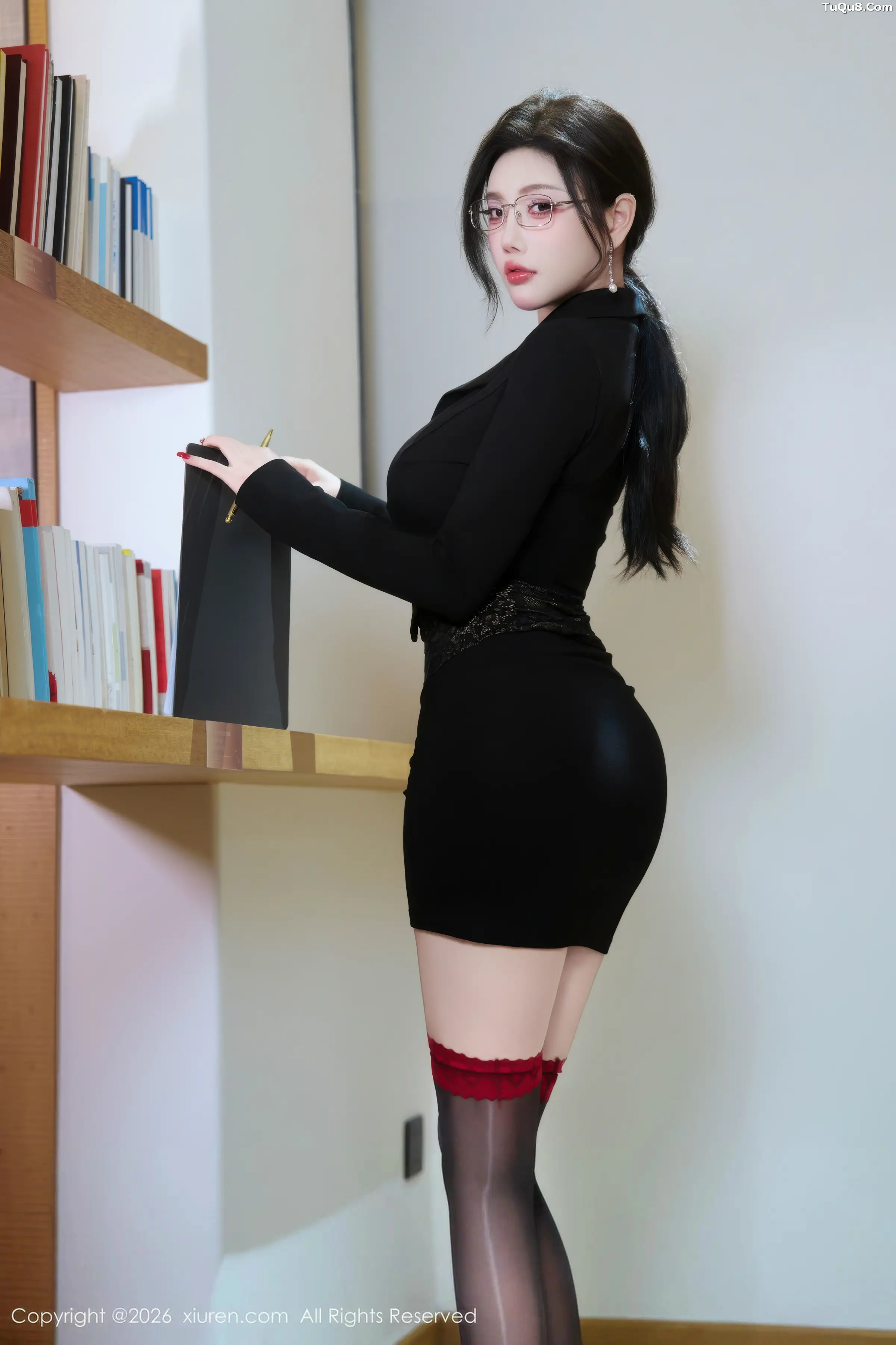 [XiuRen秀人网]第11230期杨晨晨写真 photo 2-4