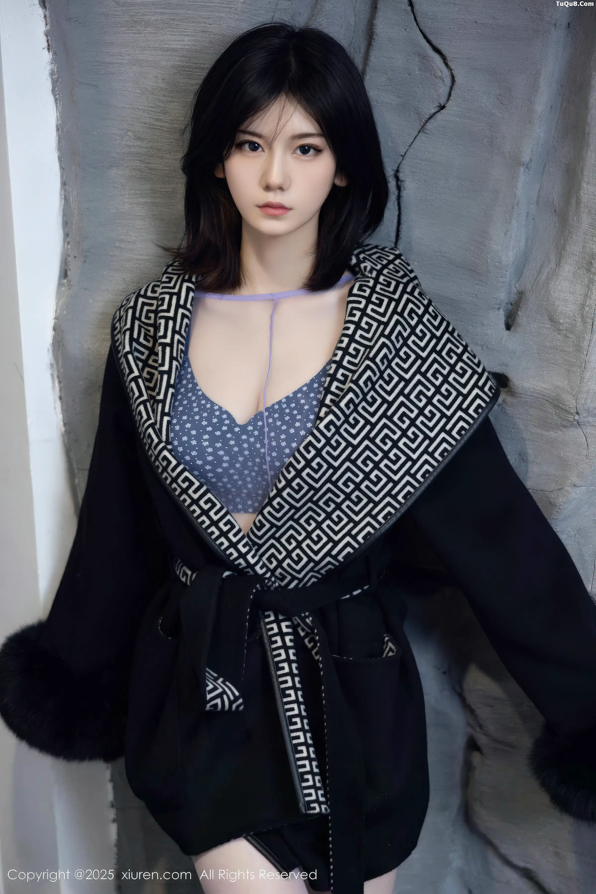 [XiuRen秀人网]第11131期凌七七写真 photo 1-5