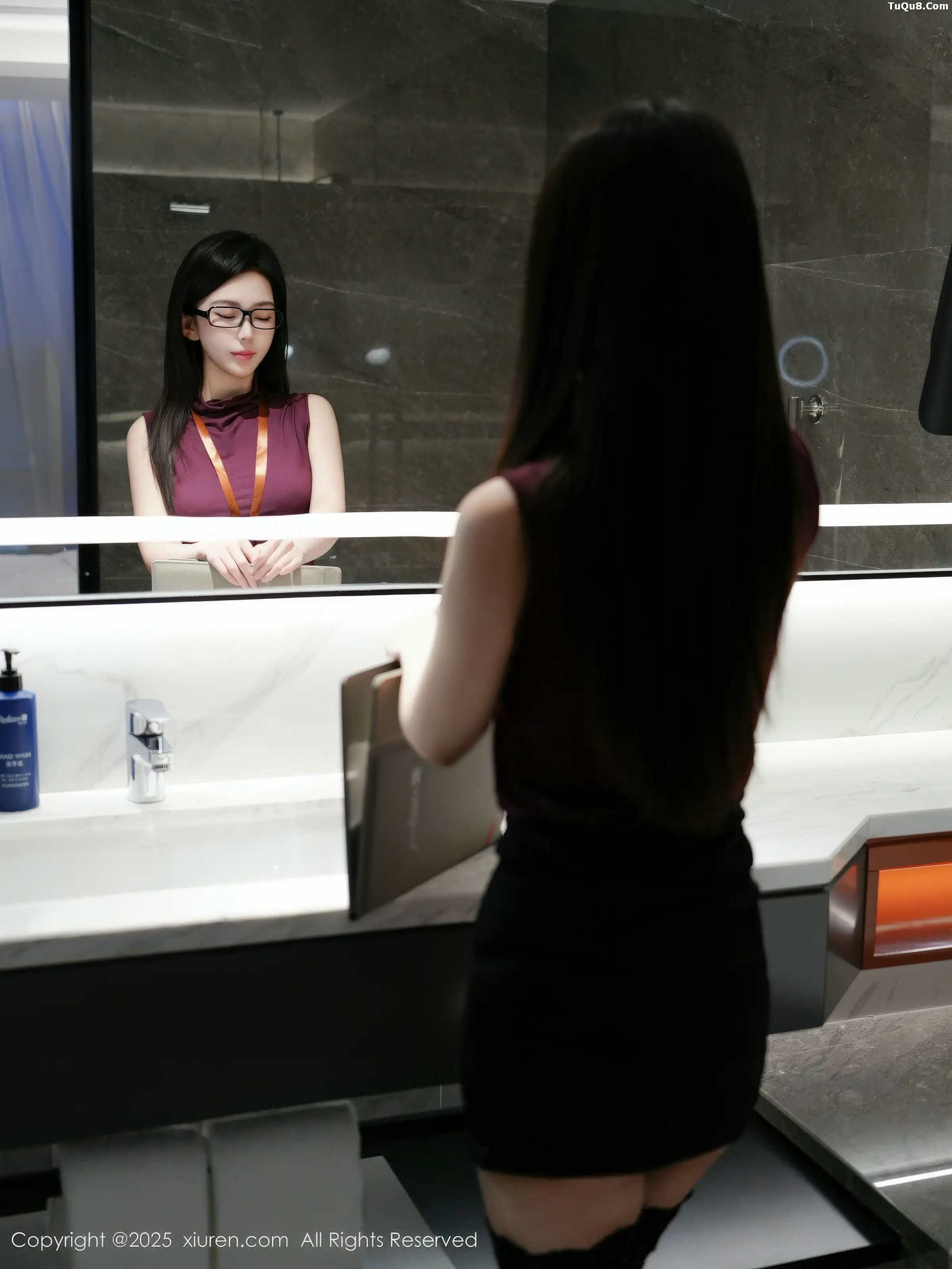 [XiuRen秀人网]第11135期烧烧小桃写真 photo 1-3