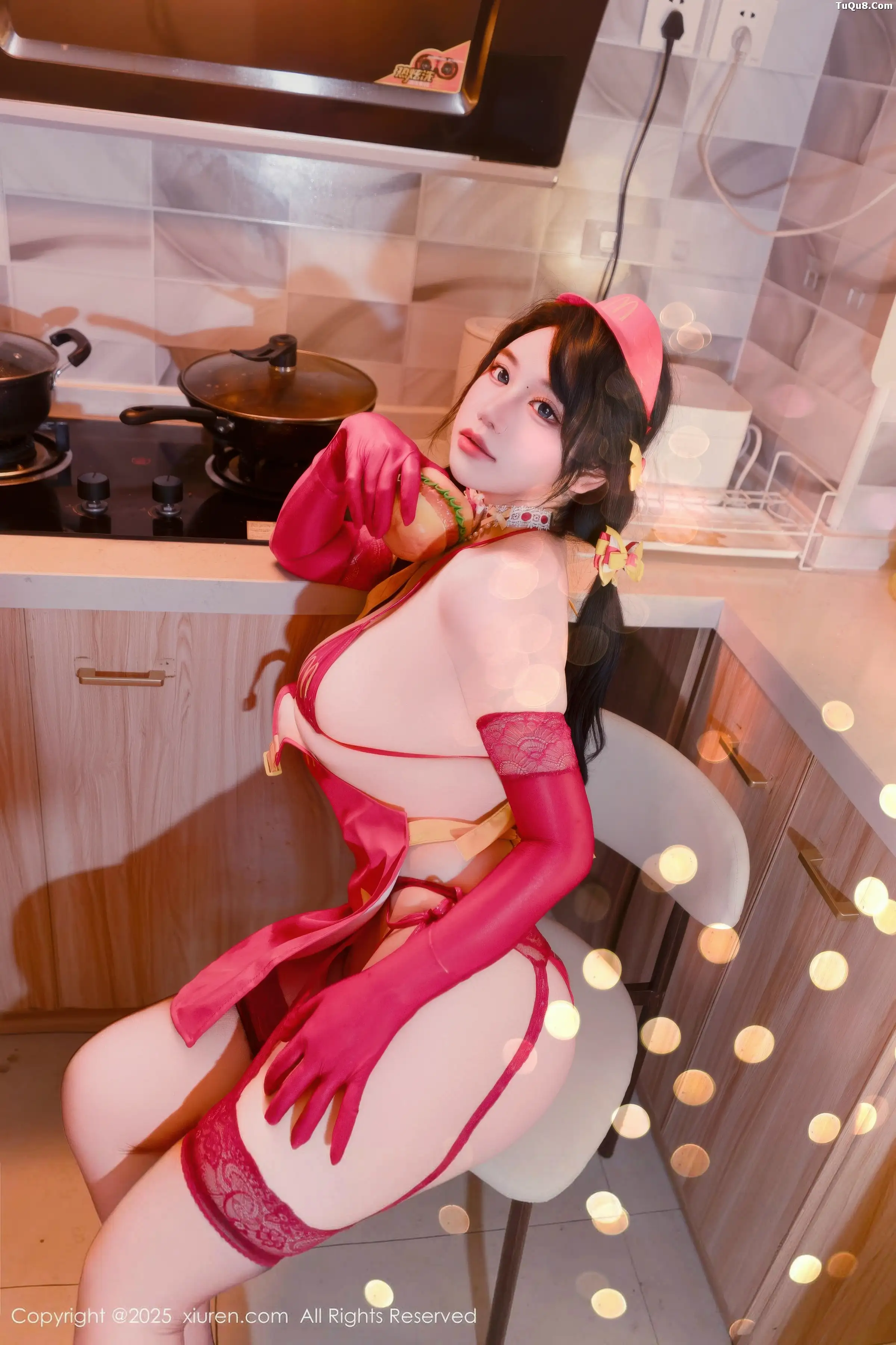 [XiuRen秀人网]第11154期汐汐爱吃草莓写真 photo 1-9