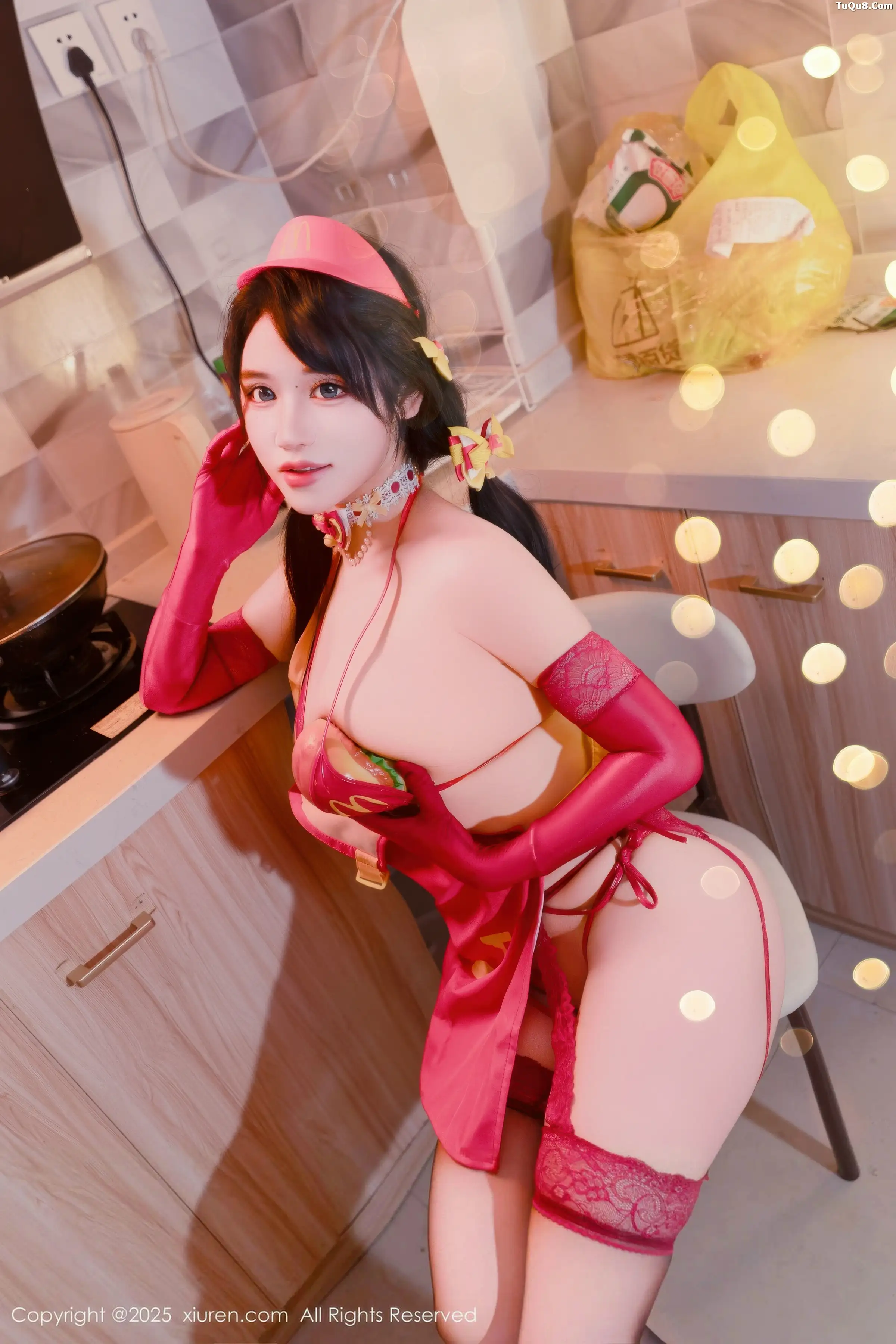 [XiuRen秀人网]第11154期汐汐爱吃草莓写真 photo 1-10