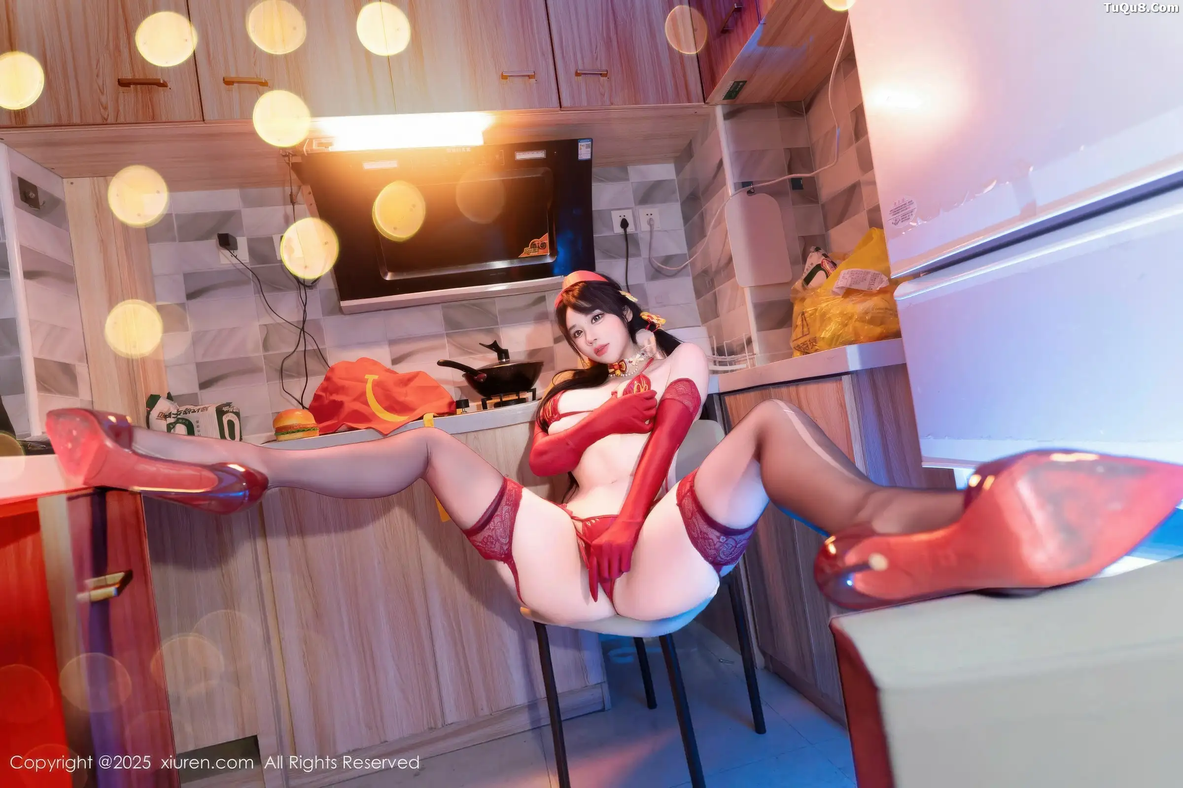 [XiuRen秀人网]第11154期汐汐爱吃草莓写真 photo 2-8