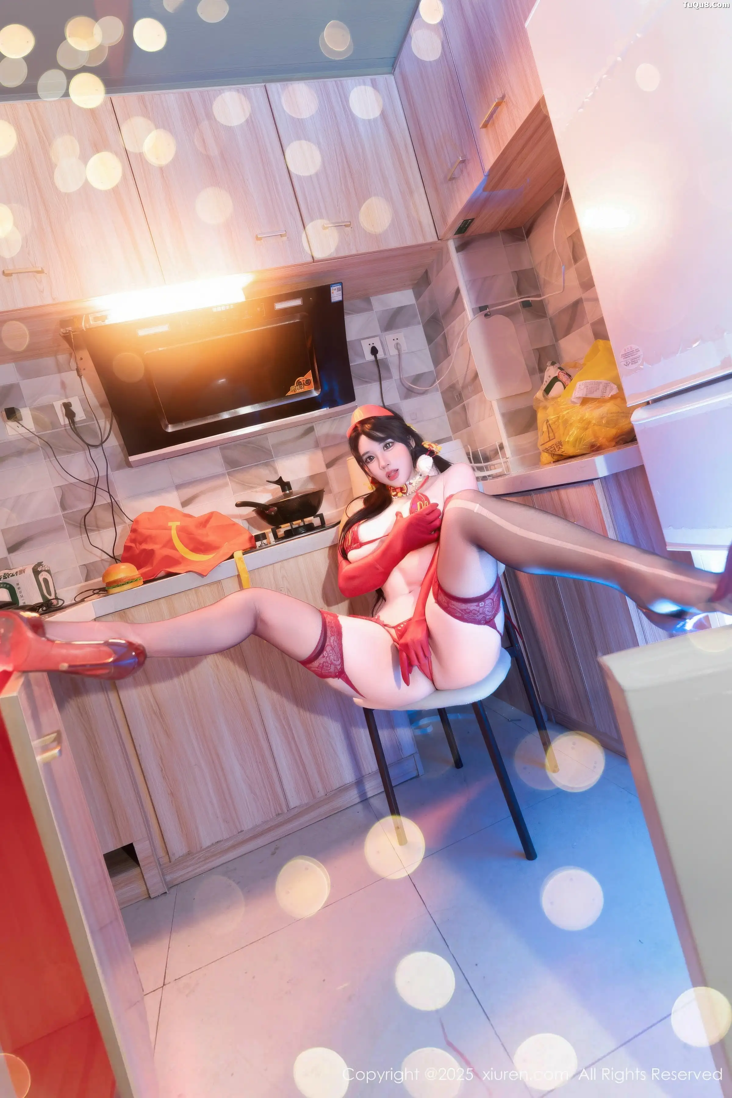 [XiuRen秀人网]第11154期汐汐爱吃草莓写真 photo 2-9