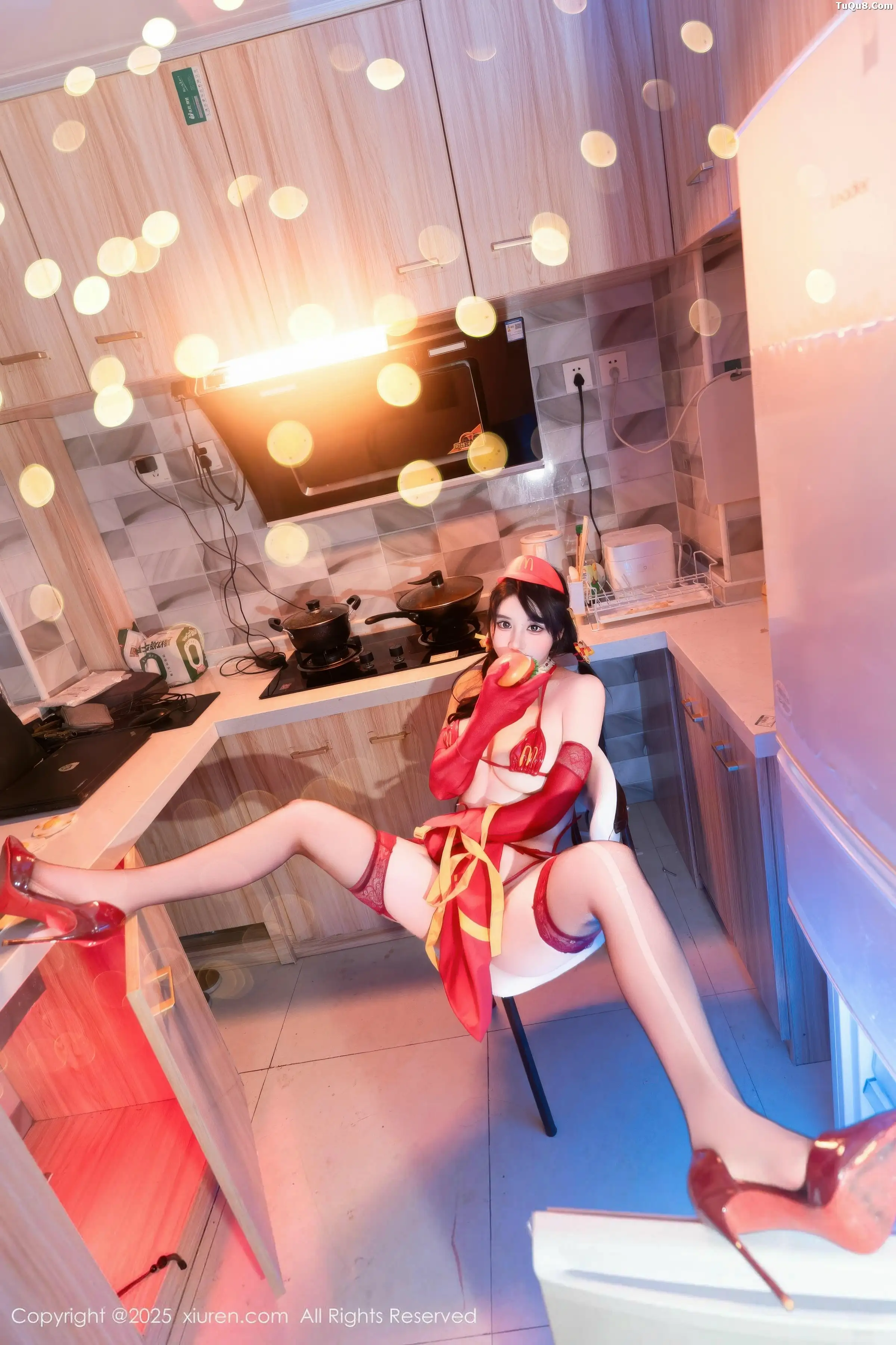 [XiuRen秀人网]第11154期汐汐爱吃草莓写真 photo 2-17