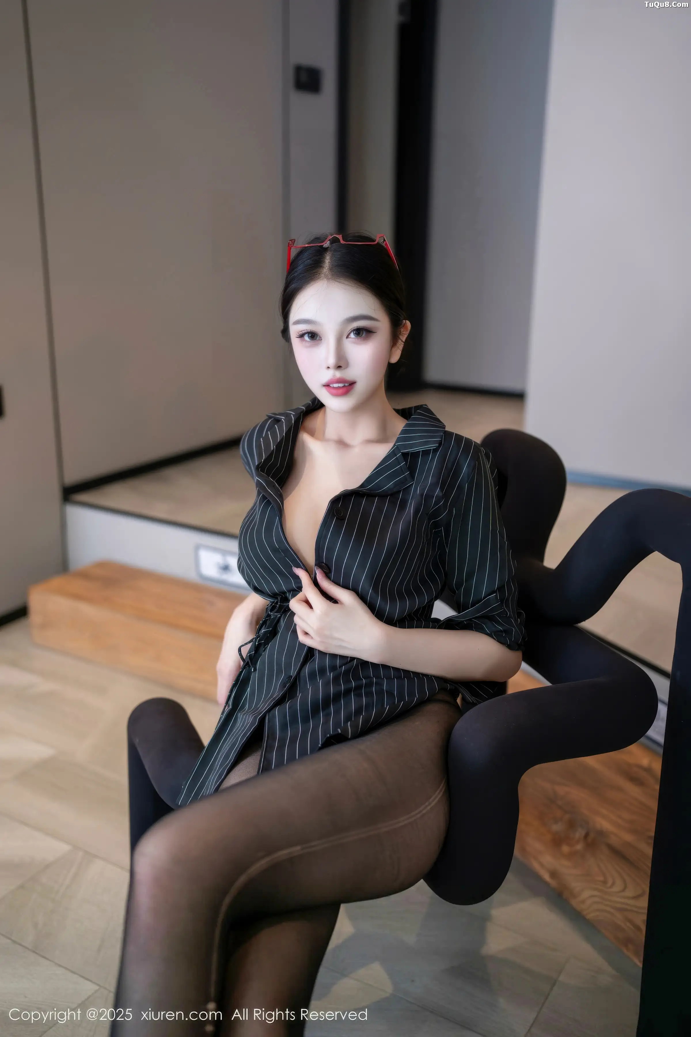 [XiuRen秀人网]第11160期诺诺子写真 photo 1-5