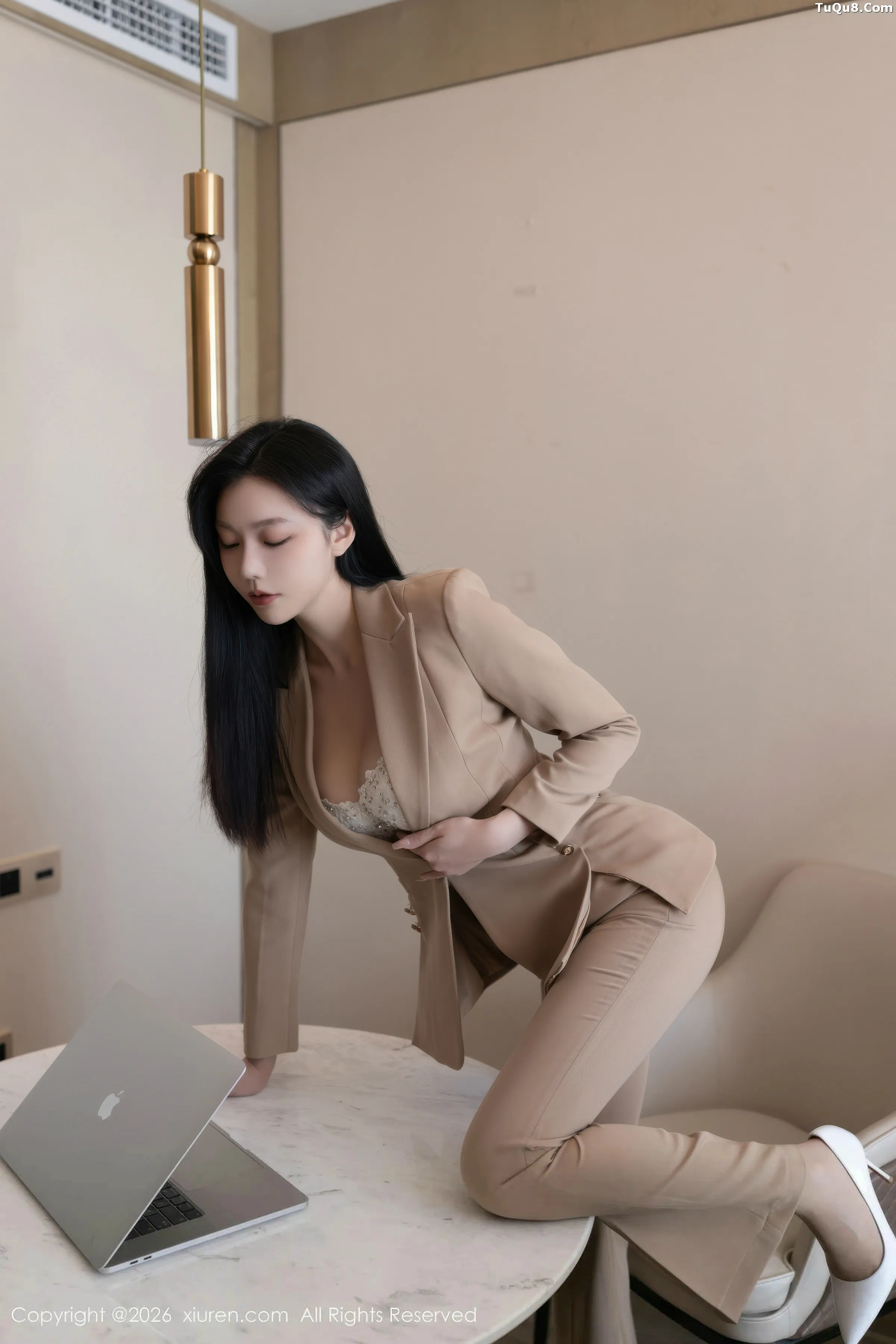 [XiuRen秀人网]第11282期安然写真 photo 1-5