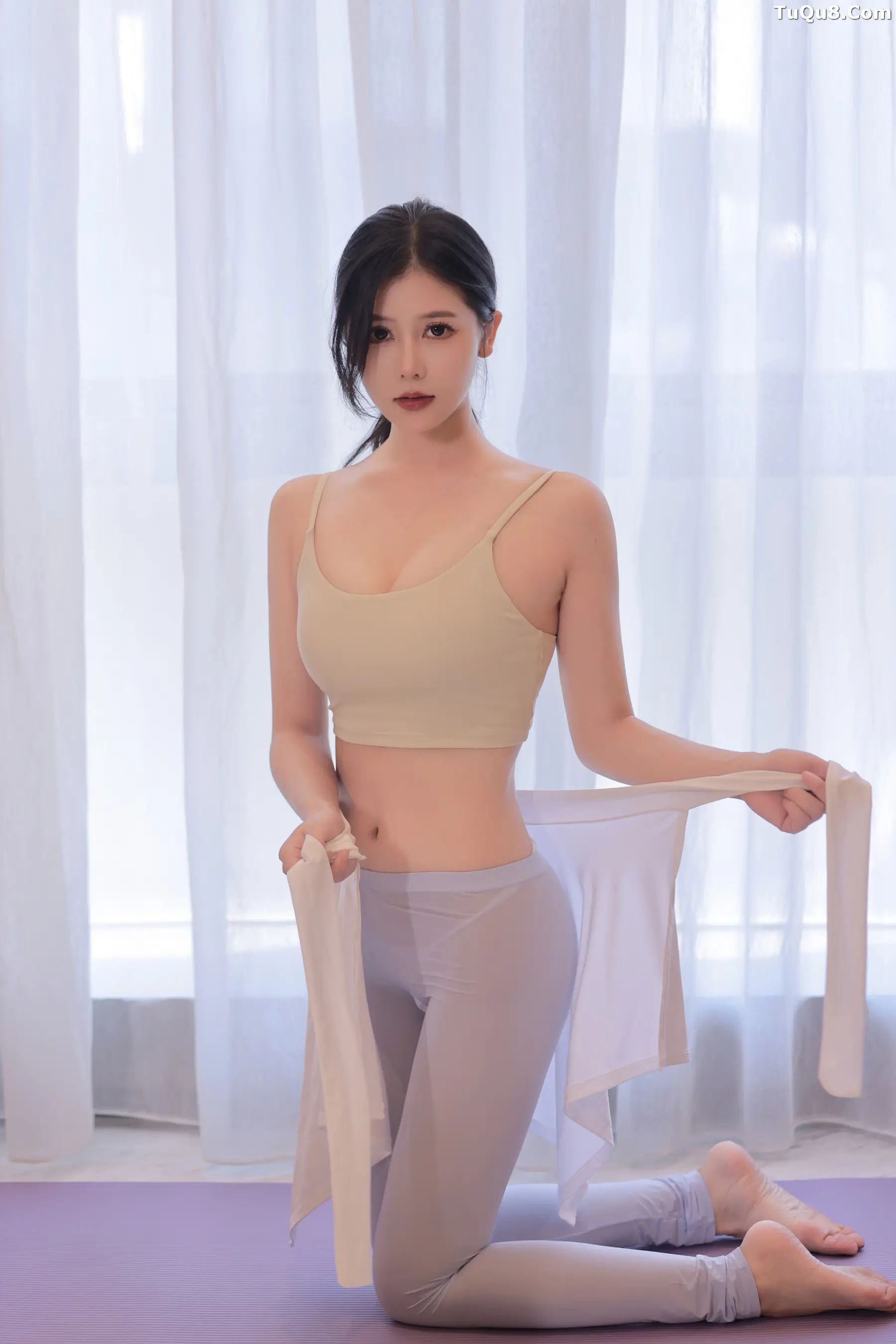 [XiuRen秀人网]第B064期尹甜甜写真 photo 1-5