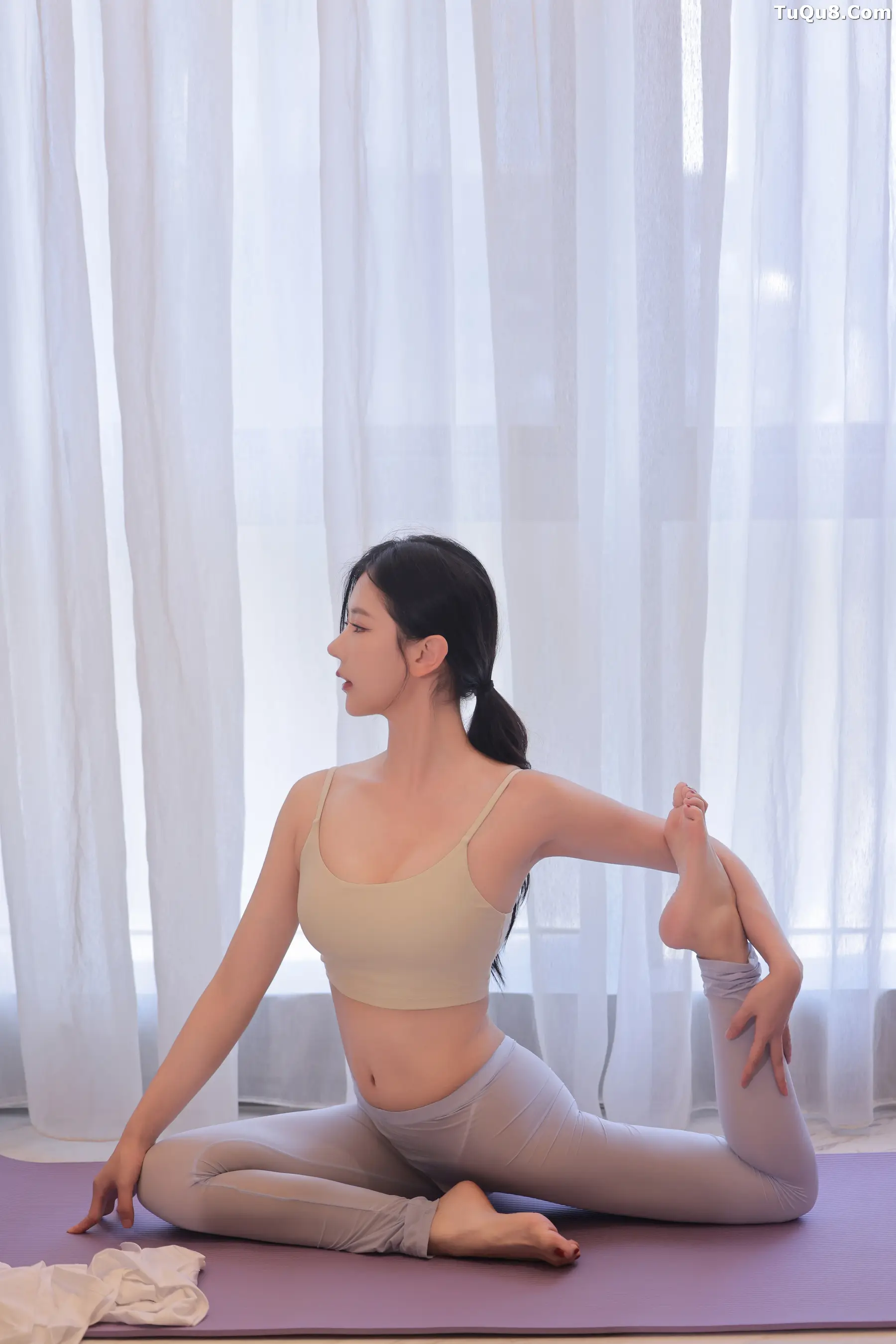 [XiuRen秀人网]第B064期尹甜甜写真 photo 1-9