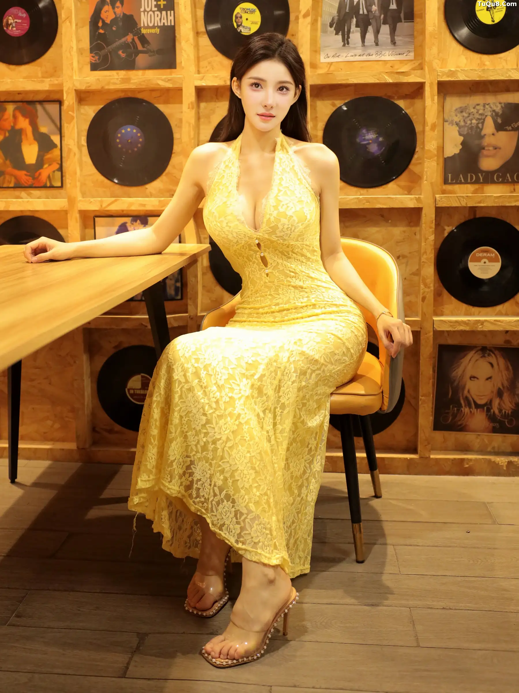 [XiuRen秀人网]第B110期梨霜儿写真 photo 1-0