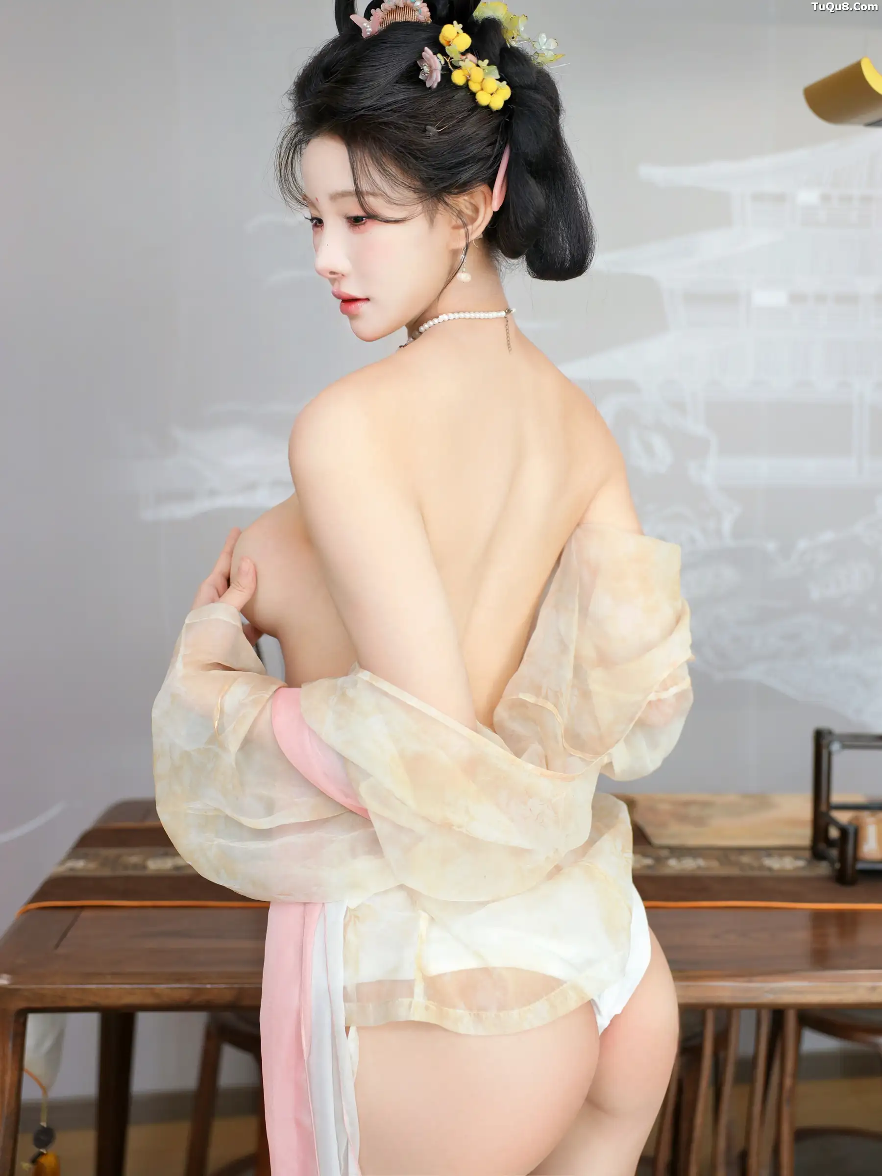 [XiuRen秀人网]第B107期梨霜儿写真 photo 1-4