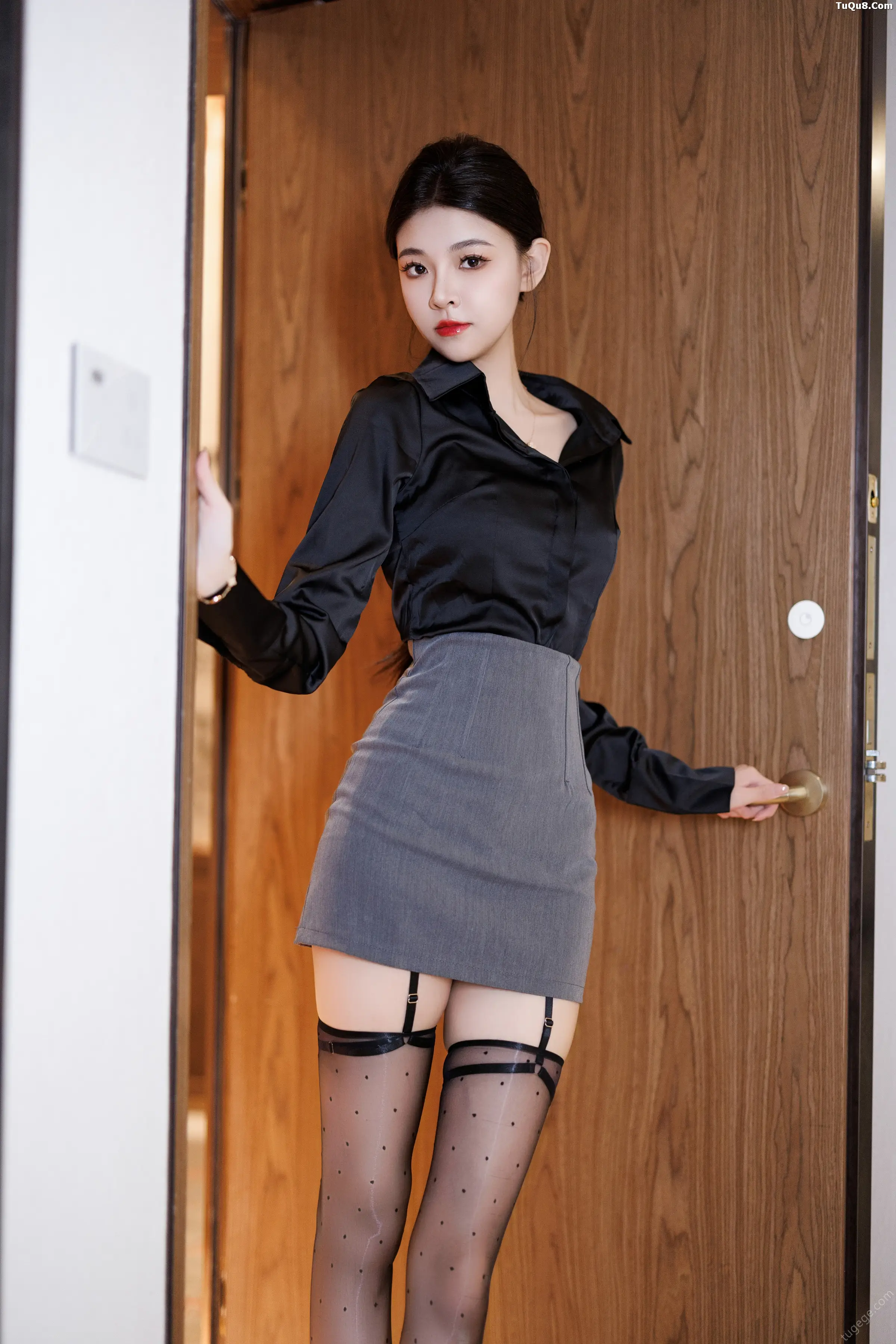 [XiuRen秀人网]第B139期初梦瑶写真 photo 1-14