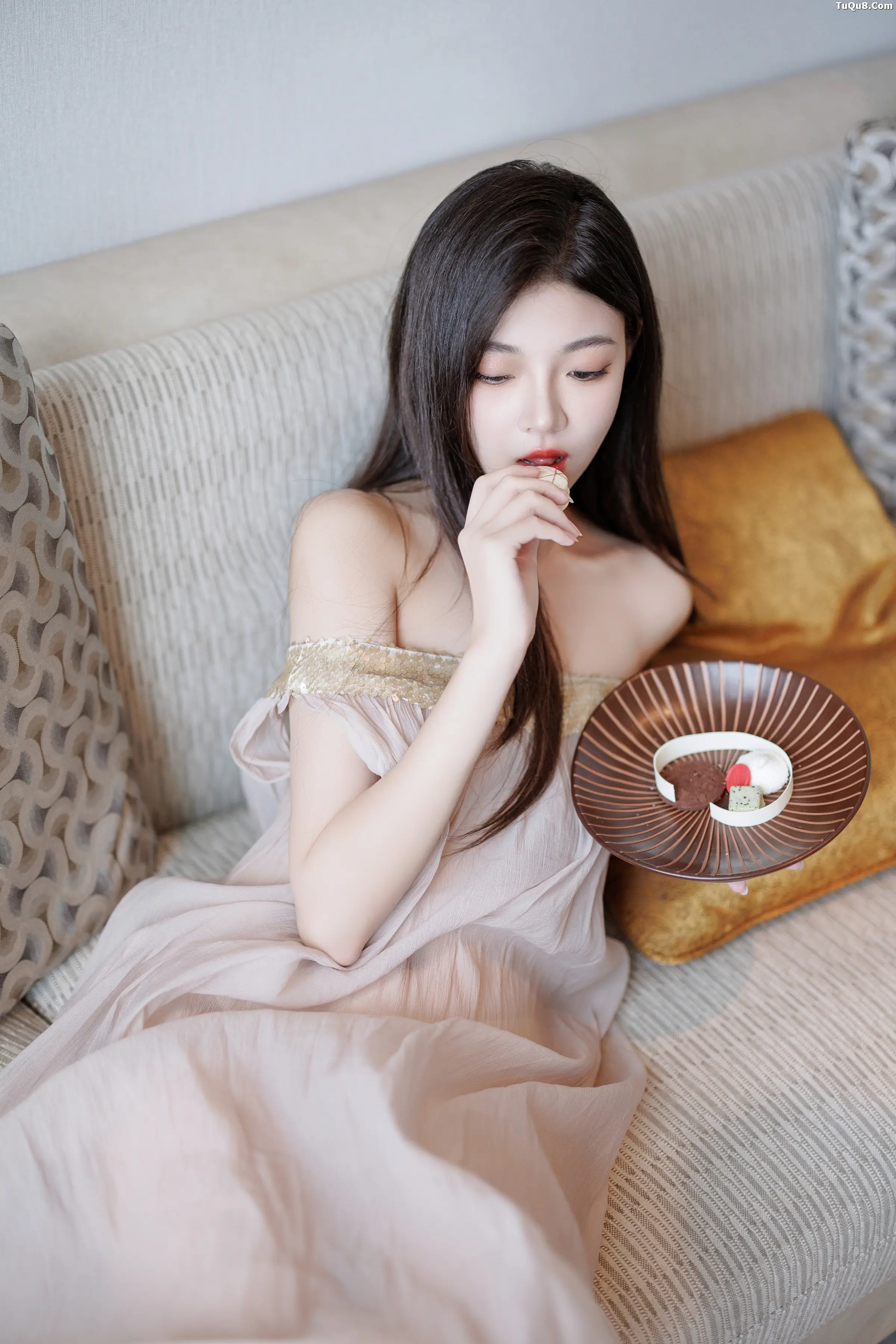 [XiuRen秀人网]第B141期初梦瑶写真 photo 1-12