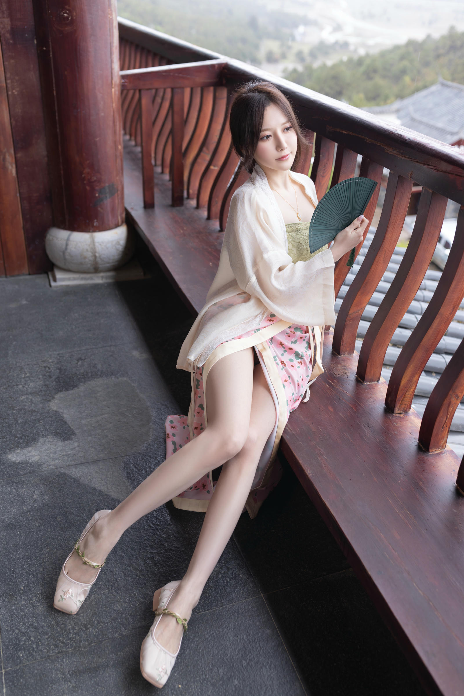 [XiuRen秀人网]第B150期鱼子酱写真 photo 1-2