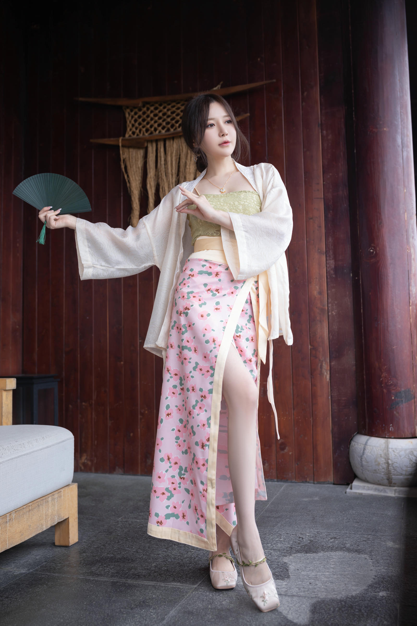 [XiuRen秀人网]第B150期鱼子酱写真 photo 1-5