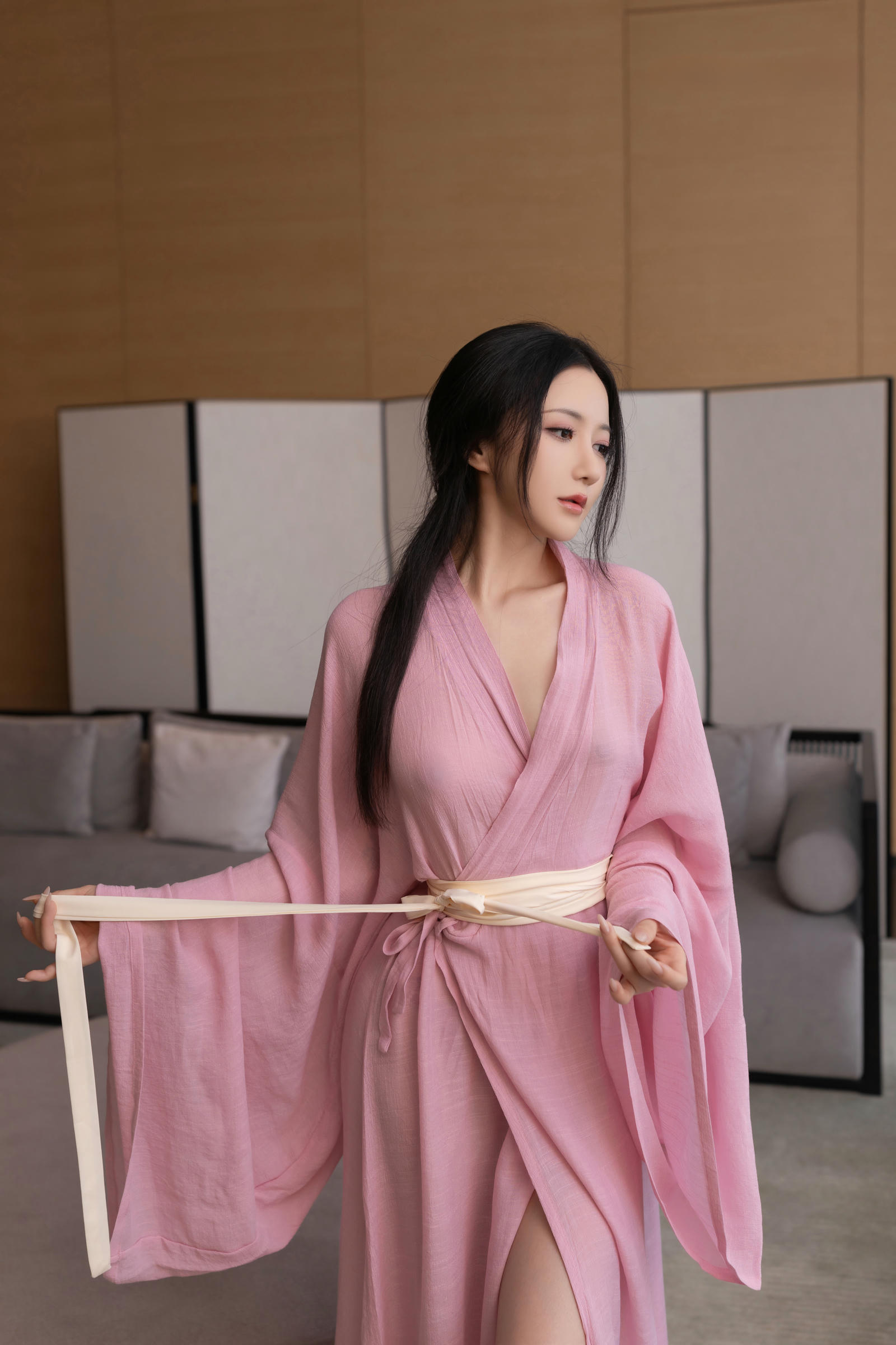 [XiuRen秀人网]第B153期鱼子酱写真 photo 4-18